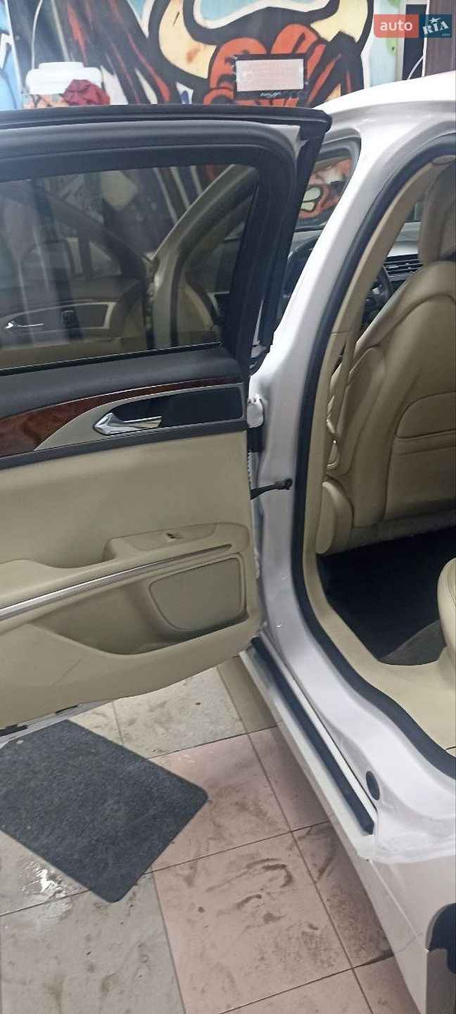 Lincoln MKZ 2013 VIN 3LN6L2G96ER818496 фото оголошення 16 з 22