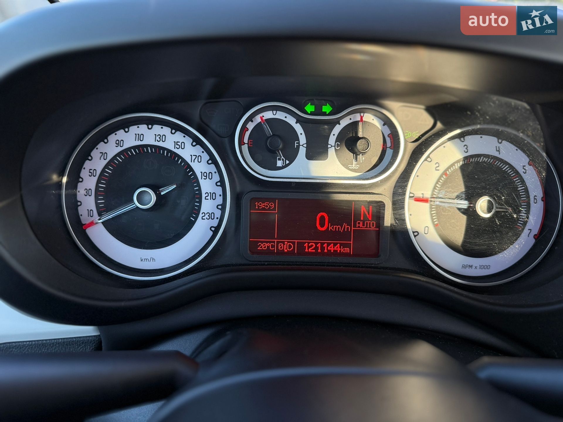Fiat 500L 2014 VIN ZFA19900005129500 фото оголошення 3 з 29