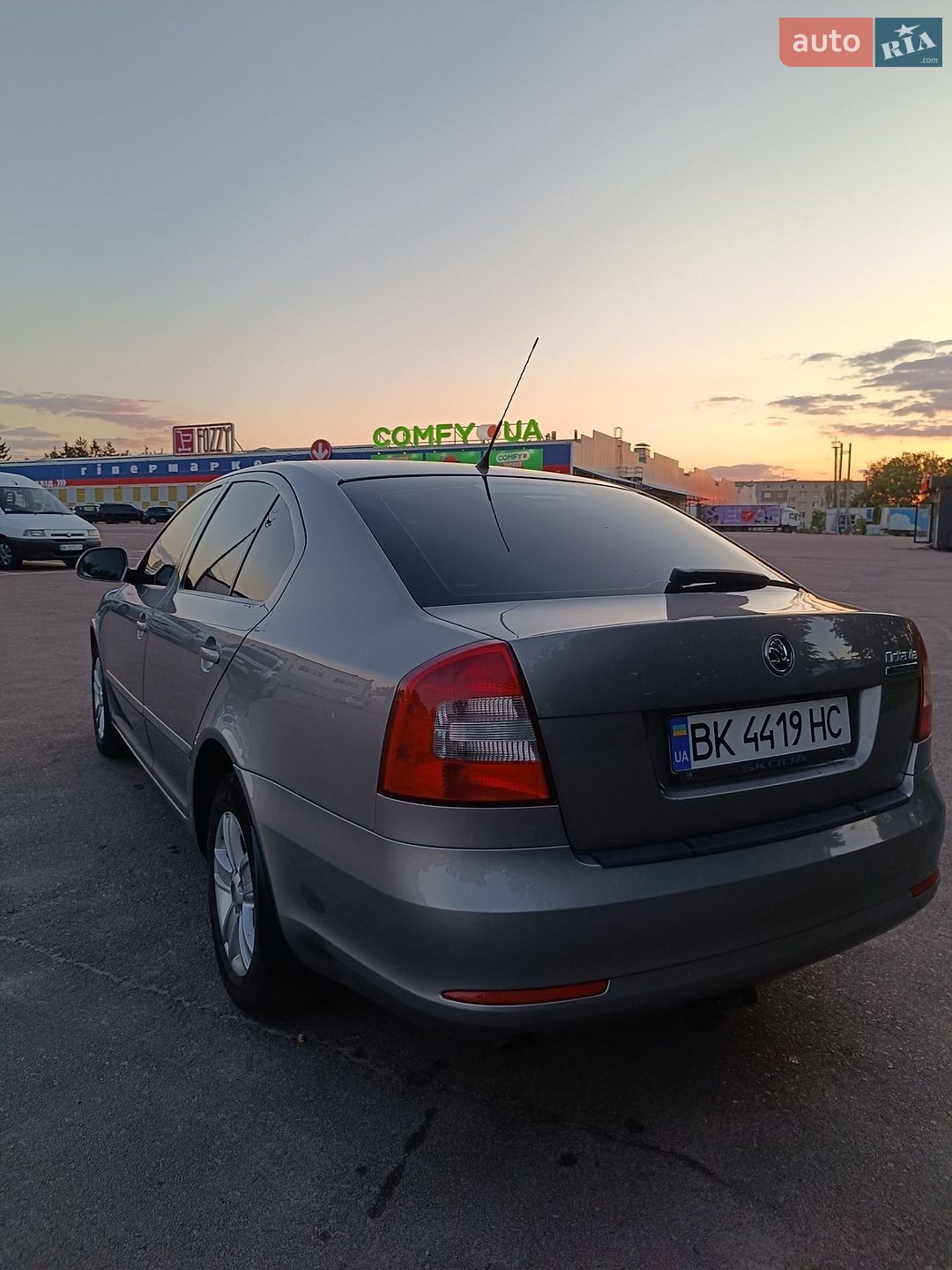 Skoda Octavia 2010 VIN TMBCT61Z1A2122375 фото оголошення 2 з 7