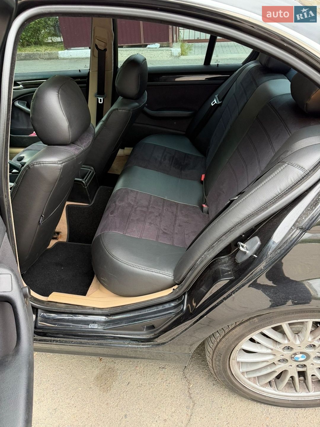 BMW 3 Series 2002 VIN WBAEV11050CG53014 фото оголошення 7 з 10