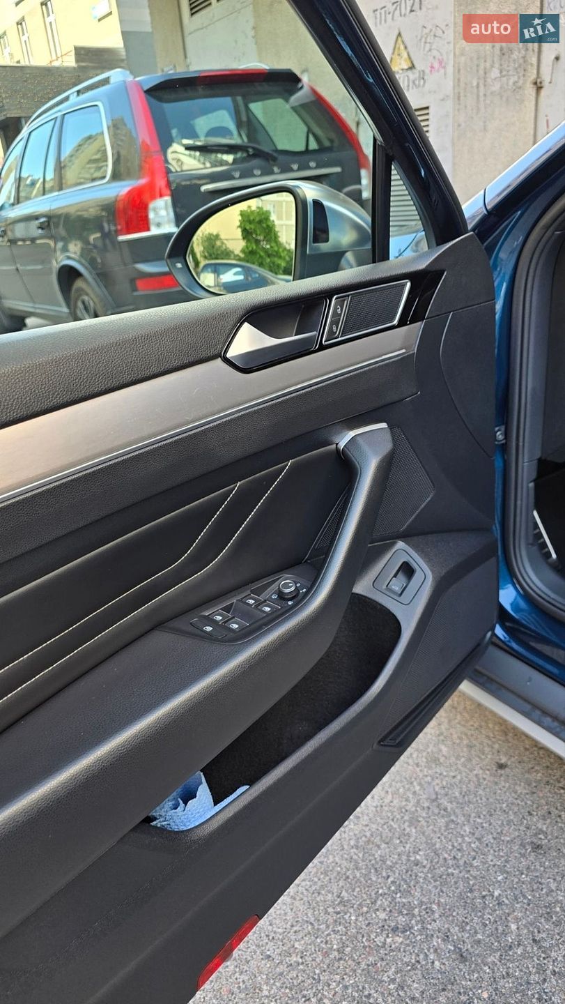Volkswagen Passat Alltrack 2019 VIN WVWZZZ3CZLE009739 фото оголошення 31 з 68