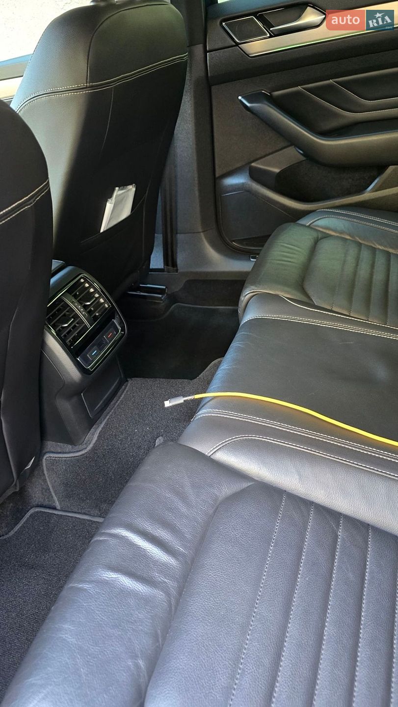 Volkswagen Passat Alltrack 2019 VIN WVWZZZ3CZLE009739 фото оголошення 33 з 68