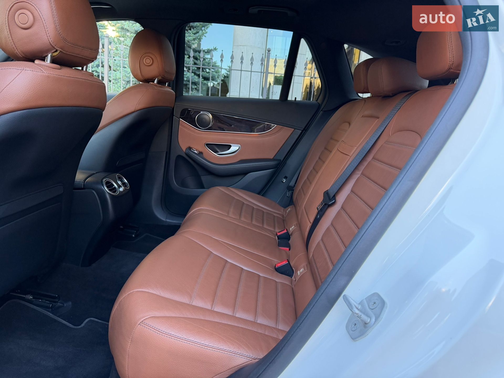 Mercedes-Benz GLC-Class 2016 VIN WDC0G4KB0GF058709 фото оголошення 26 з 44