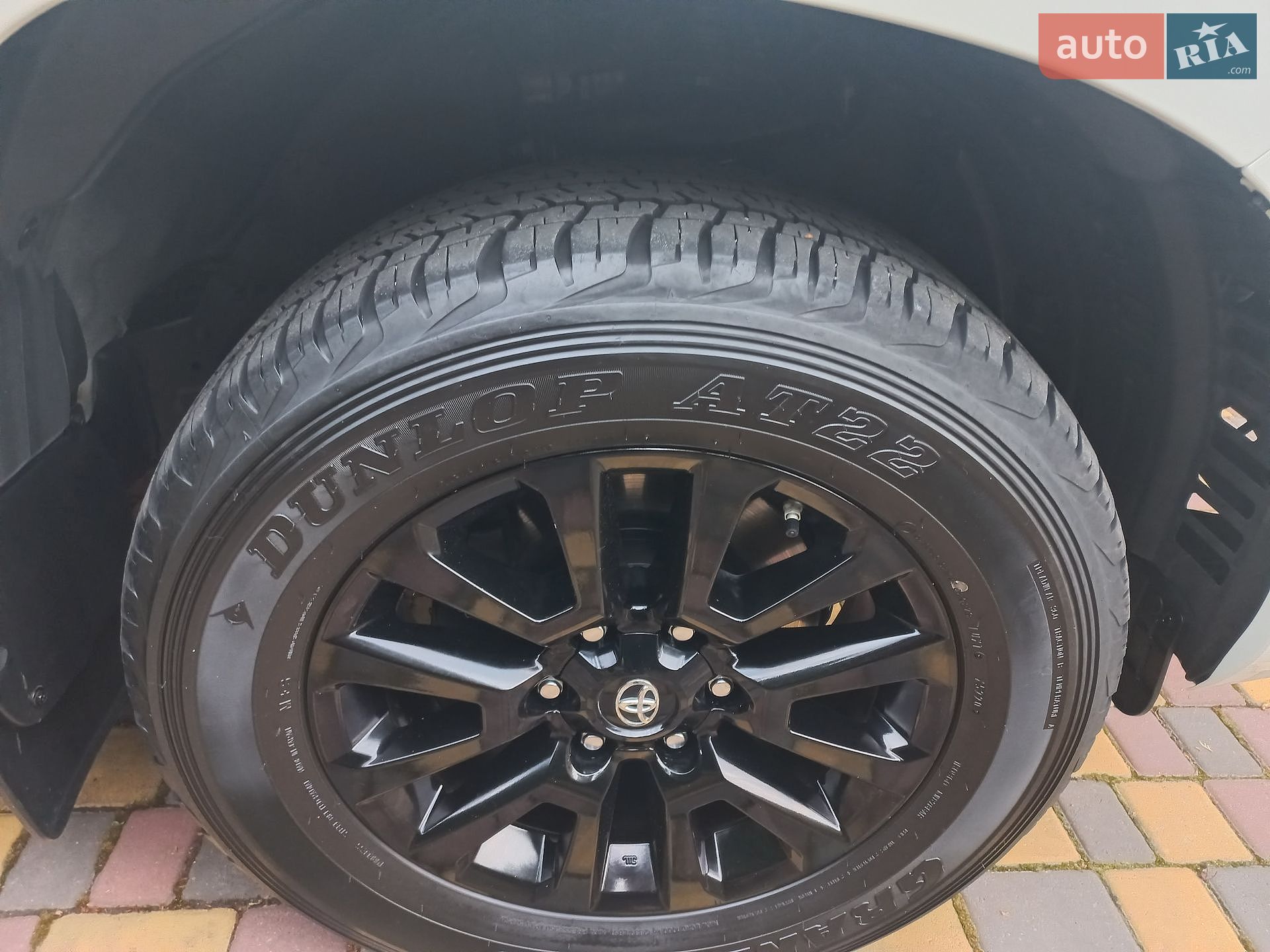 Toyota Land Cruiser Prado 2021 VIN JTEBU3FJ60K202484 фото оголошення 16 з 19