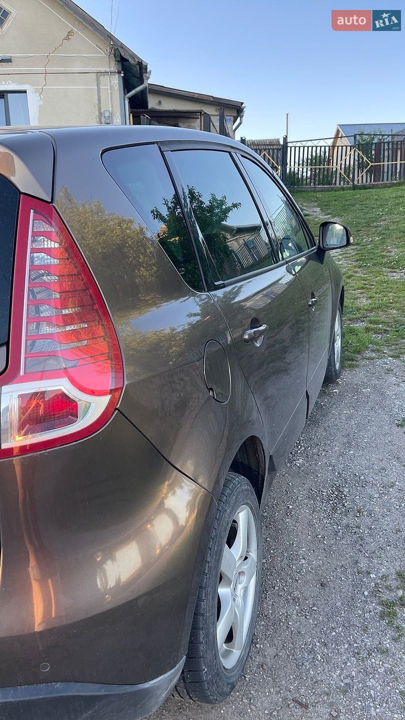 Renault Scenic 2010 VIN VF1JZ3W0D43032998 фото оголошення 2 з 13