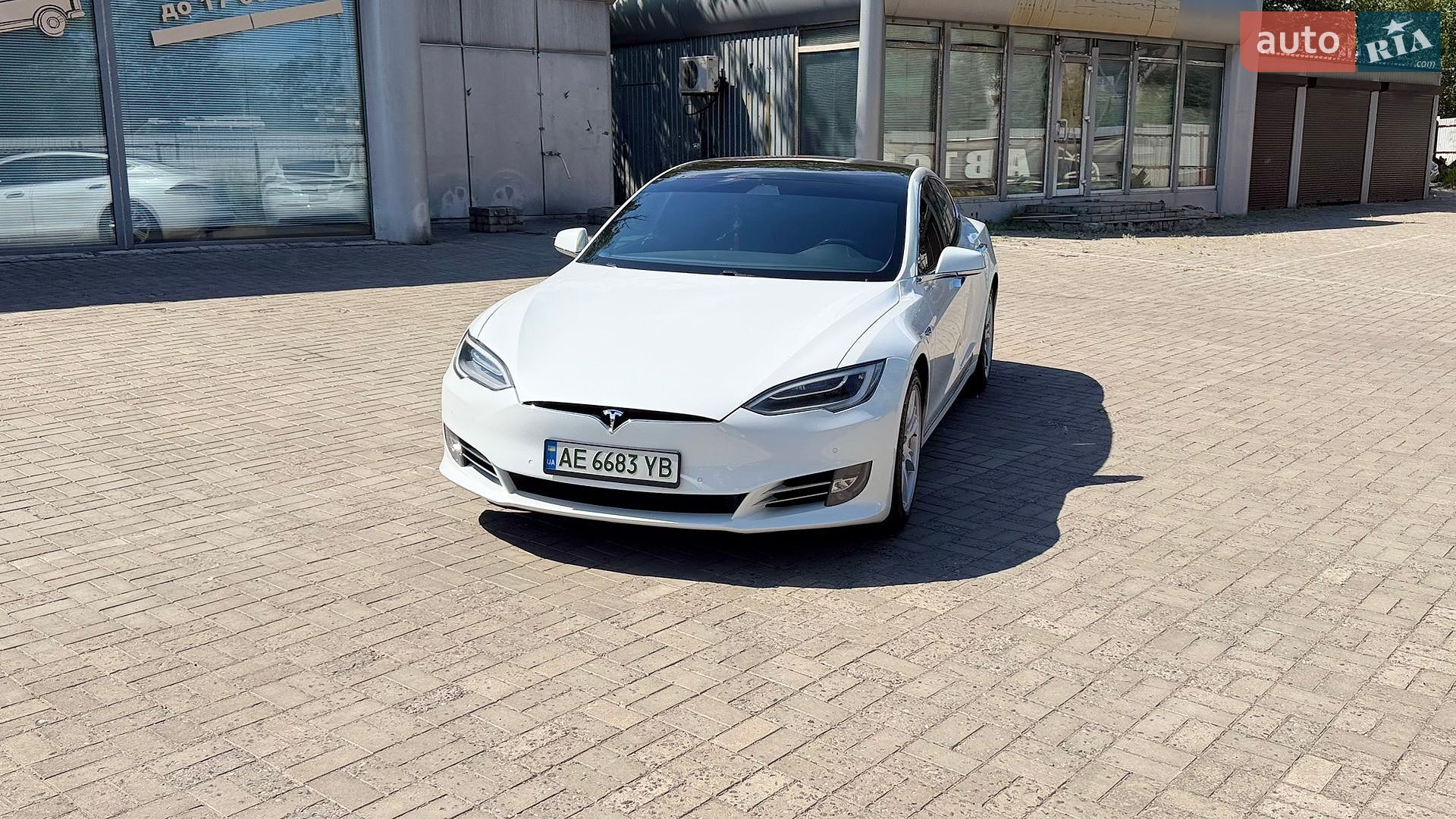 Tesla Model S 2020 VIN 5YJSA1E2XMF427425 фото оголошення 2 з 20