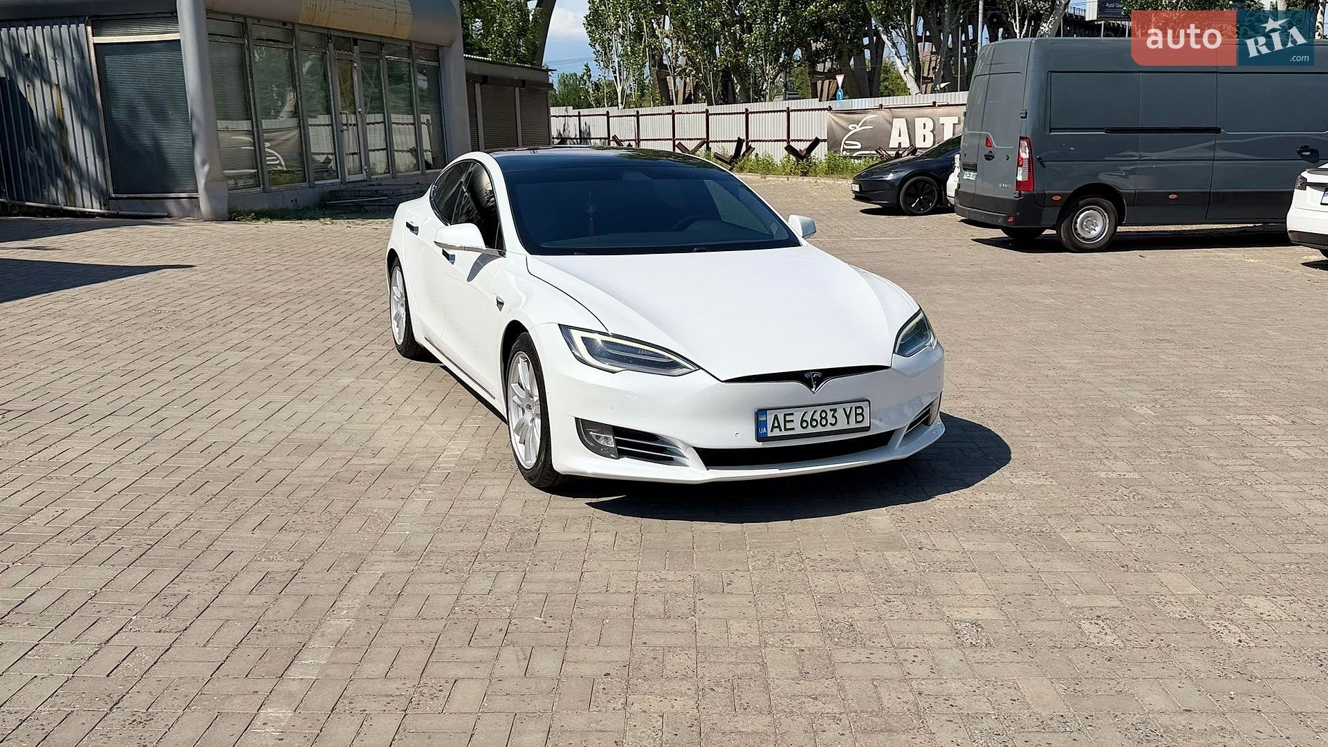 Tesla Model S 2020 VIN 5YJSA1E2XMF427425 фото оголошення 4 з 20