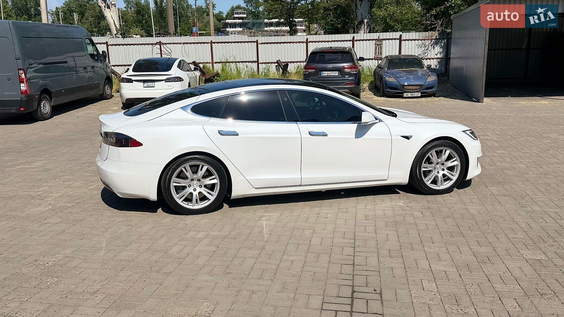 Tesla Model S 2020 VIN 5YJSA1E2XMF427425 фото оголошення 7 з 20