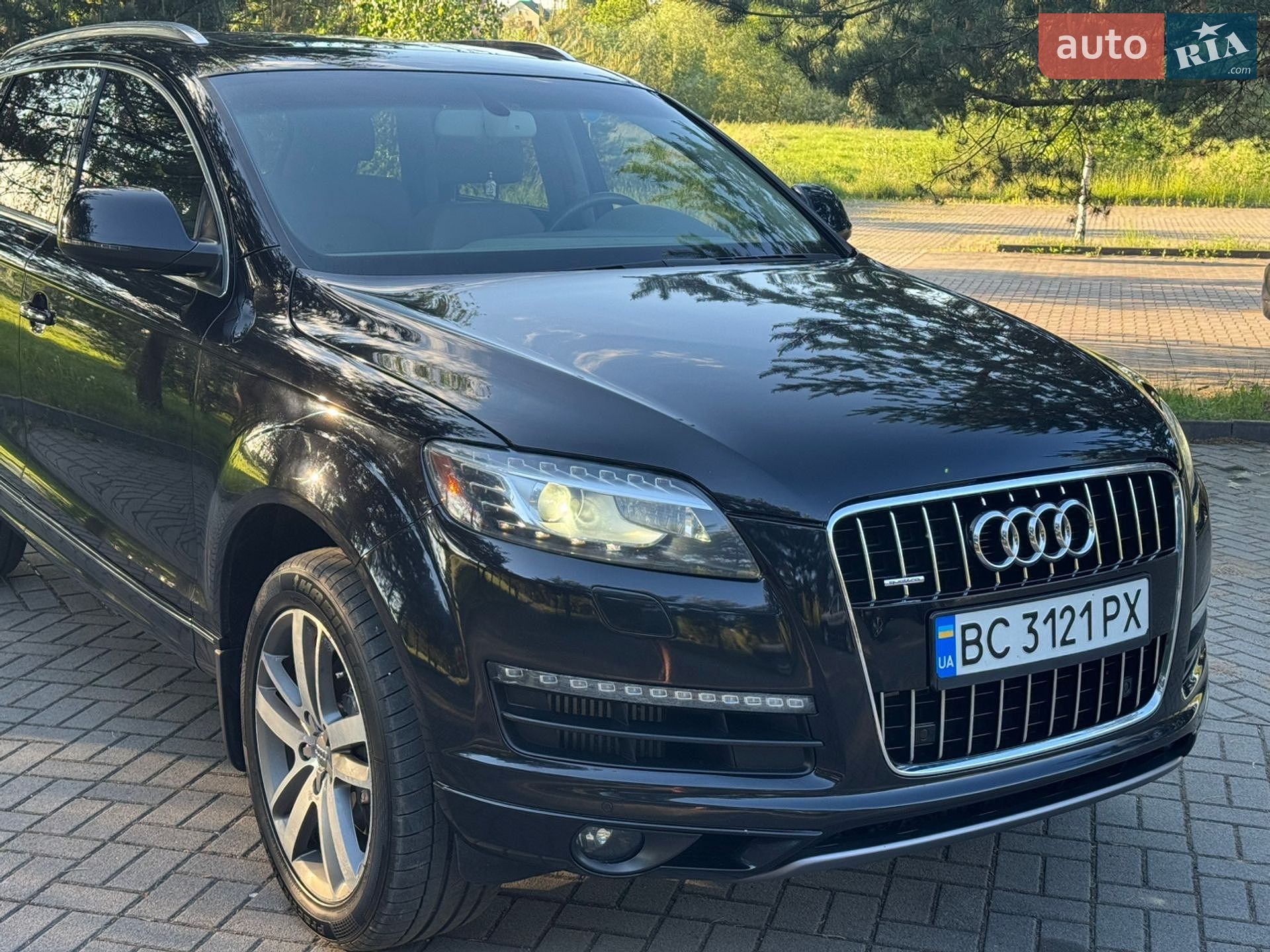 Audi Q7 2011 VIN WA1VMBFE7BD007977 фото оголошення 10 з 36