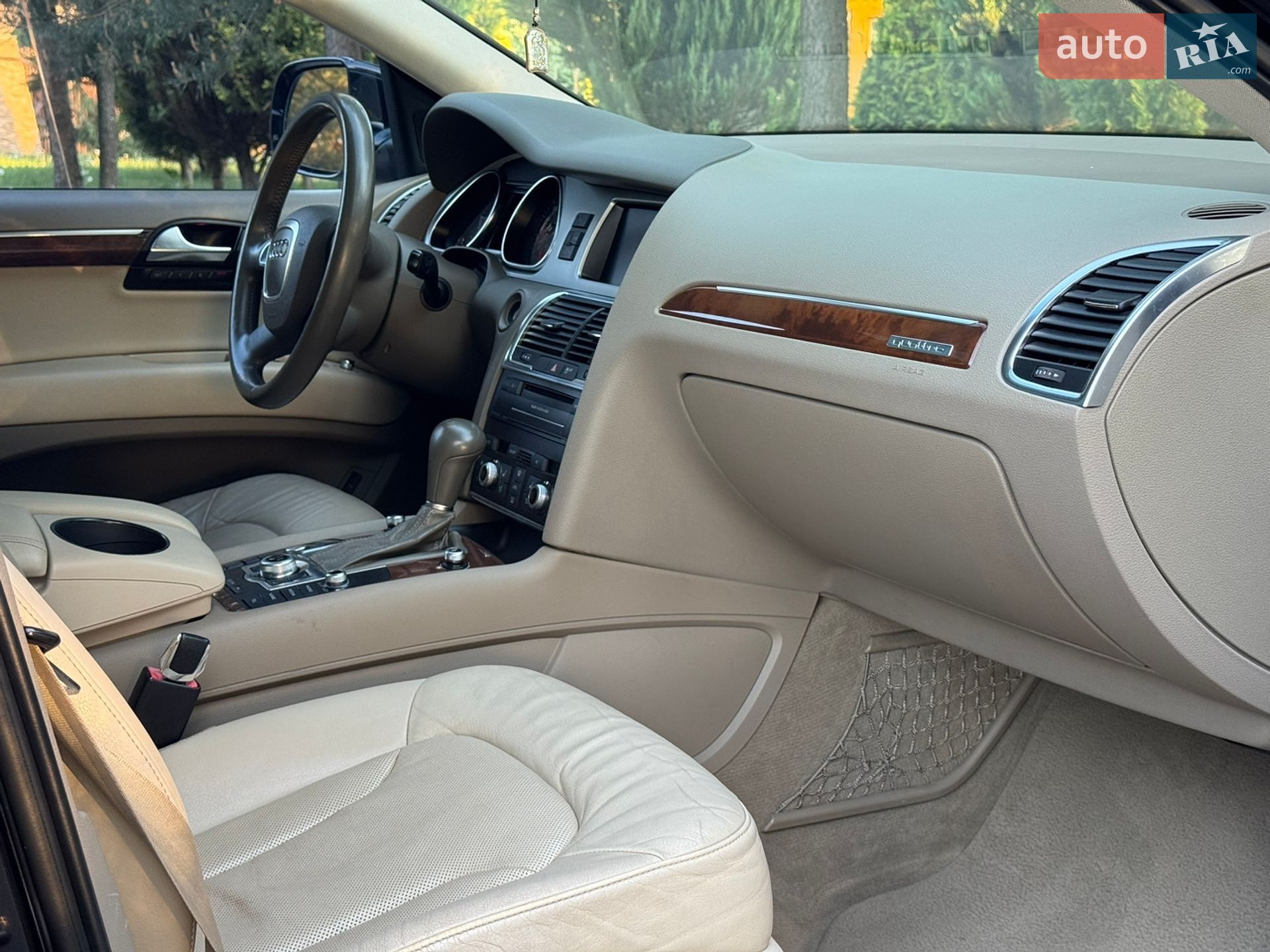 Audi Q7 2011 VIN WA1VMBFE7BD007977 фото оголошення 24 з 36