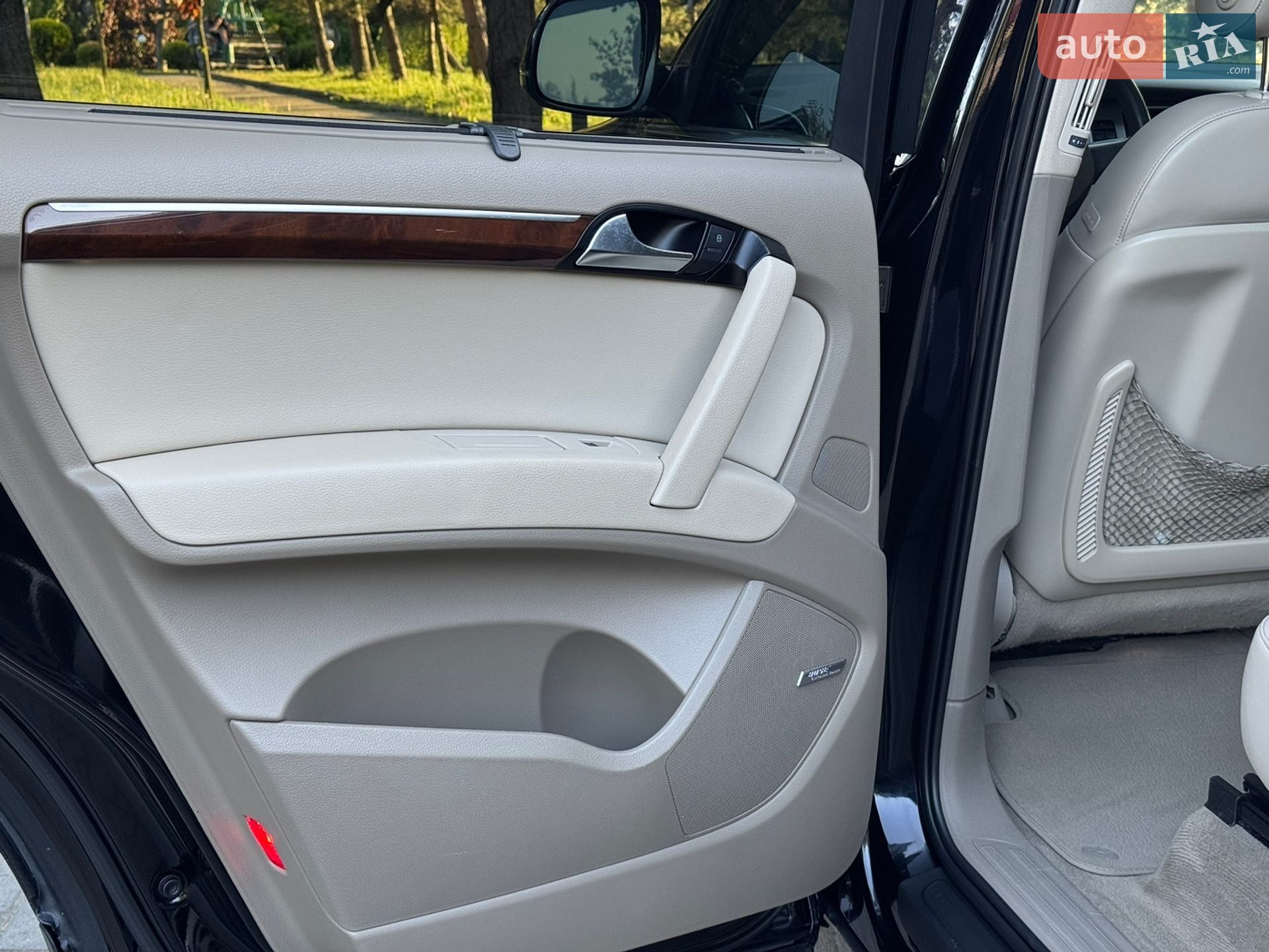 Audi Q7 2011 VIN WA1VMBFE7BD007977 фото оголошення 29 з 36