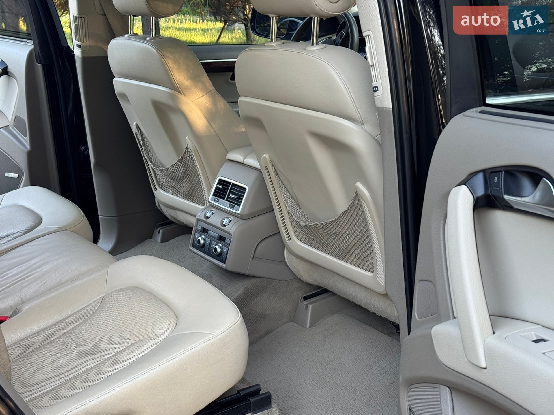 Audi Q7 2011 VIN WA1VMBFE7BD007977 фото оголошення 31 з 36