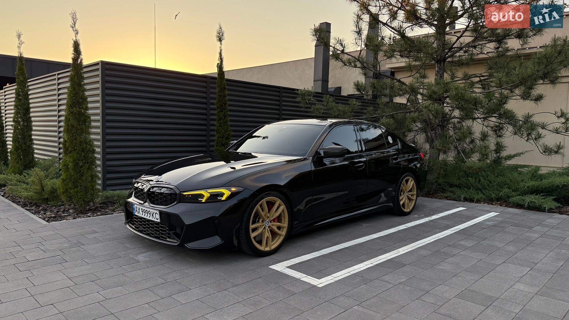 BMW 3 Series 2023 VIN 3MW49FS03R8D87232 фото оголошення 4 з 51
