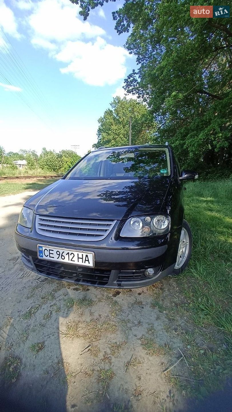 Volkswagen Touran 2003 VIN WVGZZZ1TZ3W005133 фото оголошення 2 з 15
