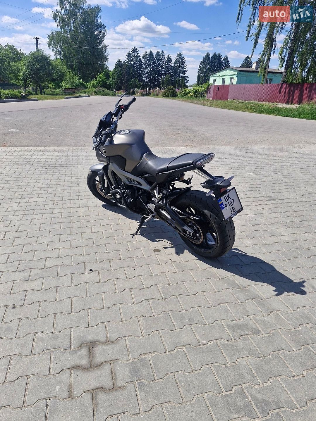 Yamaha MT-09 2015 VIN JYARN296000010849 фото оголошення 4 з 5