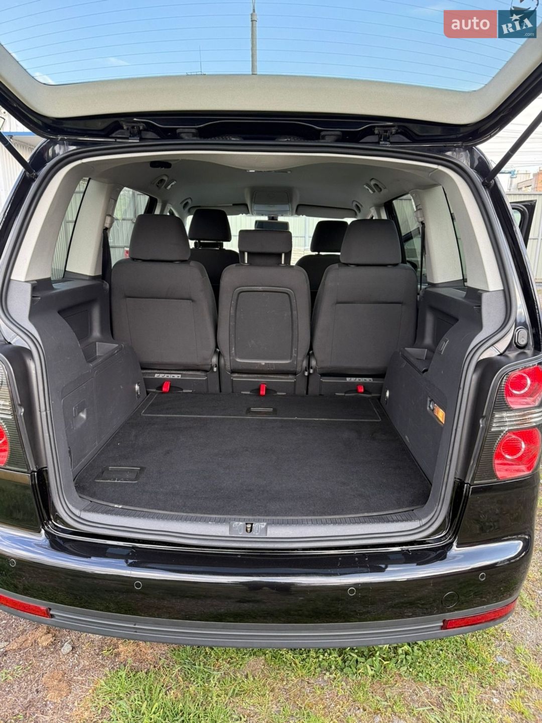 Volkswagen Touran 2010 VIN WVGZZZ1TZAW095228 фото оголошення 6 з 11