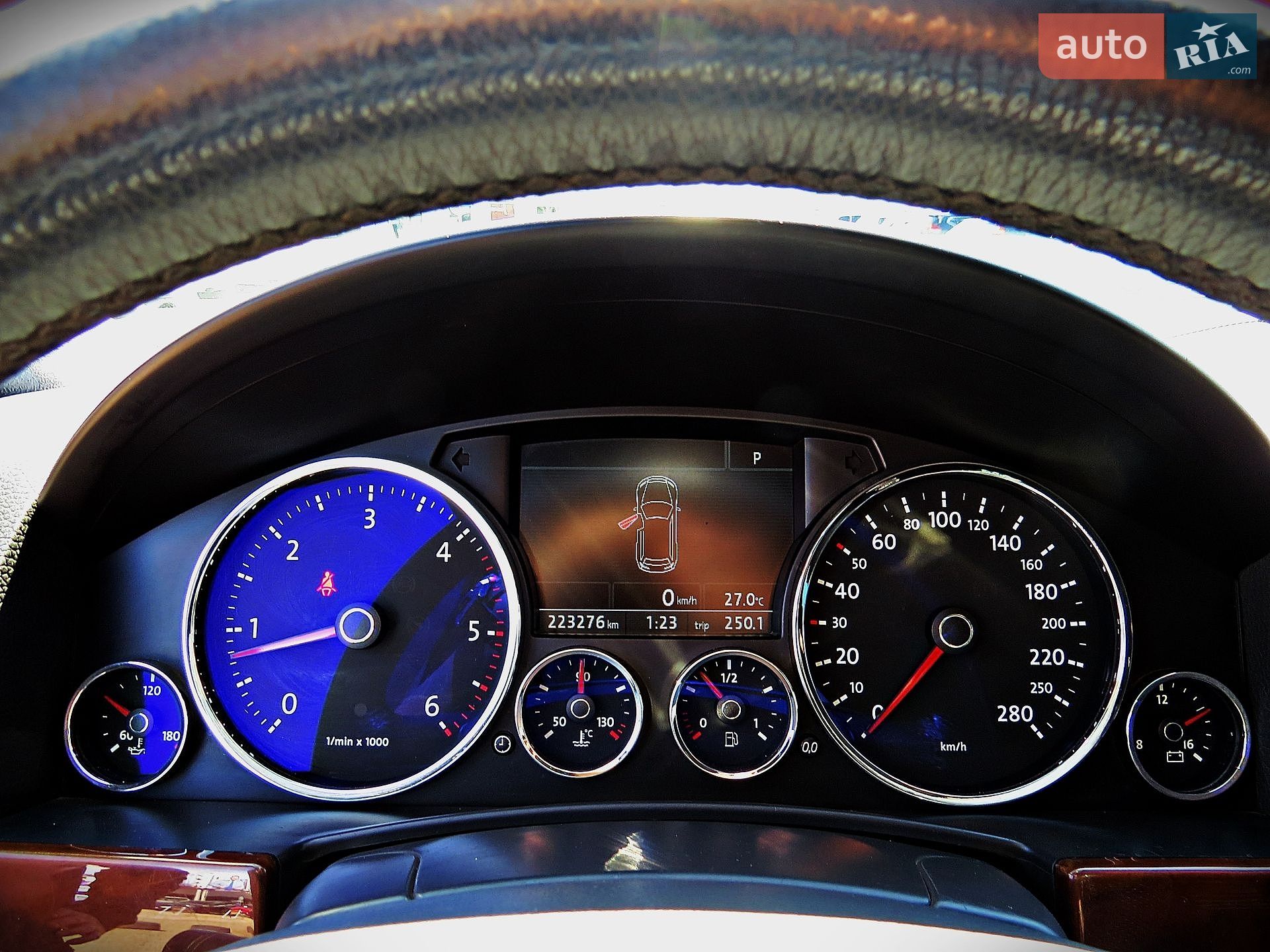 Volkswagen Touareg 2007 VIN WVGZZZ7LZ8Z000187 фото оголошення 9 з 19