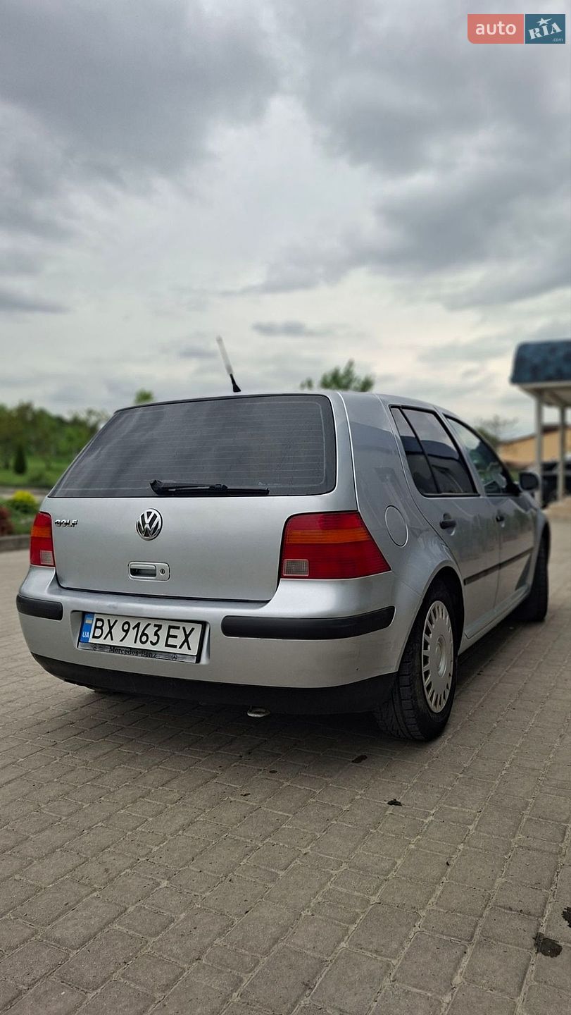 Volkswagen Golf 2002 VIN WVWZZZ1JZ2U561468 фото оголошення 3 з 12