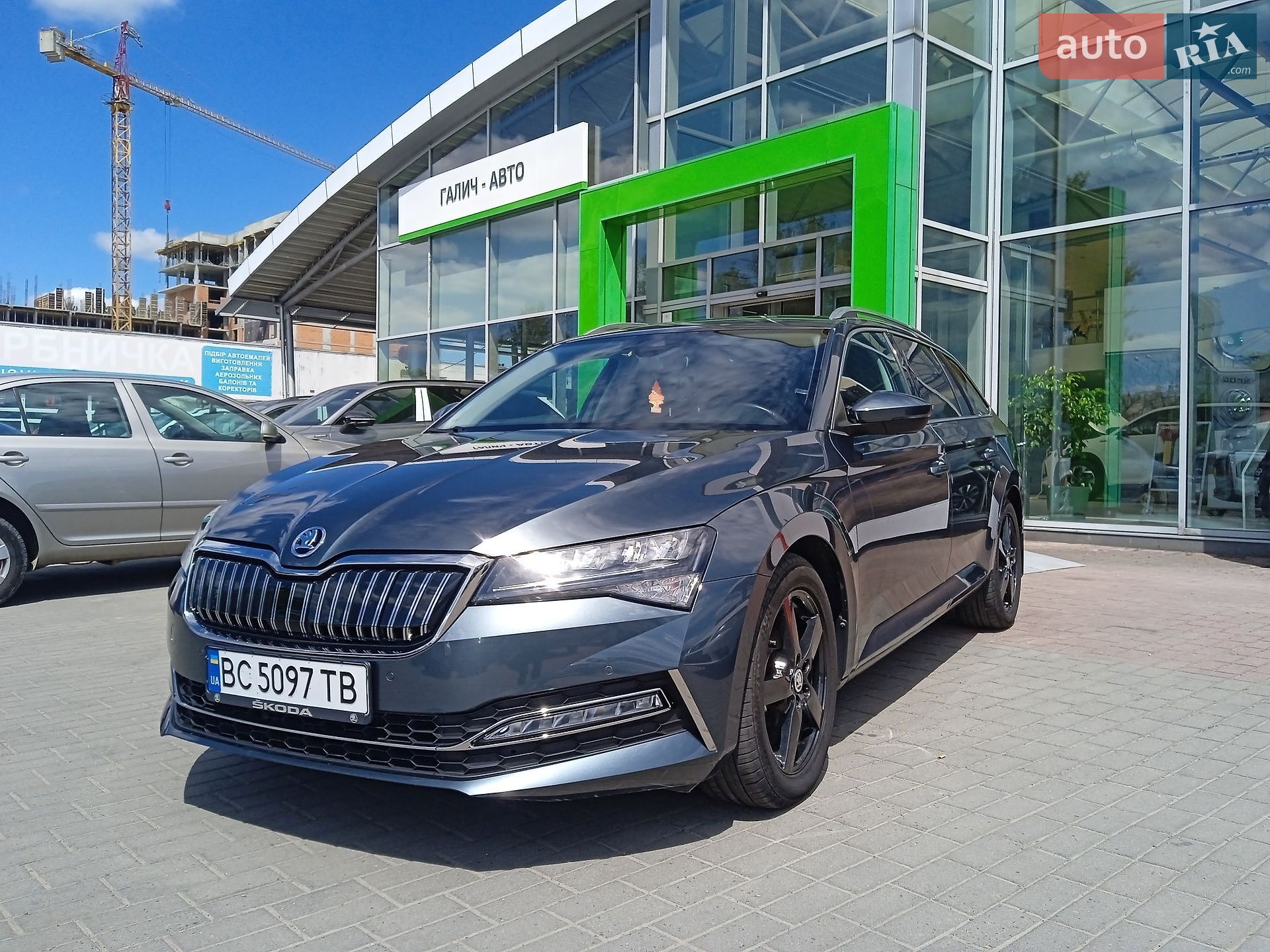 Skoda Superb 2020 VIN TMBJW7NP2L7059130 фото оголошення 4 з 76