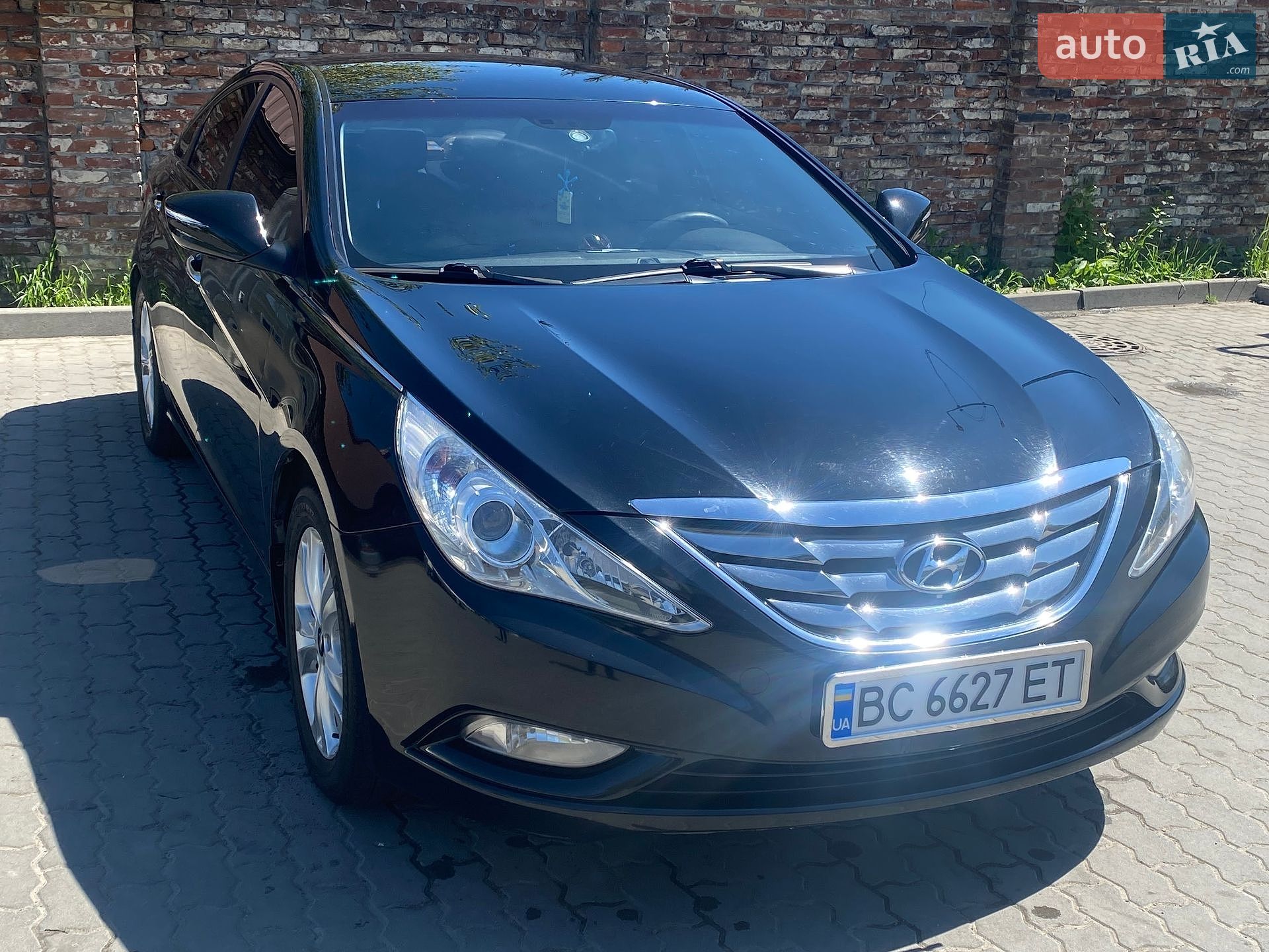 Hyundai Sonata 2010 VIN KMHEC41CBBA199660 фото оголошення 2 з 22