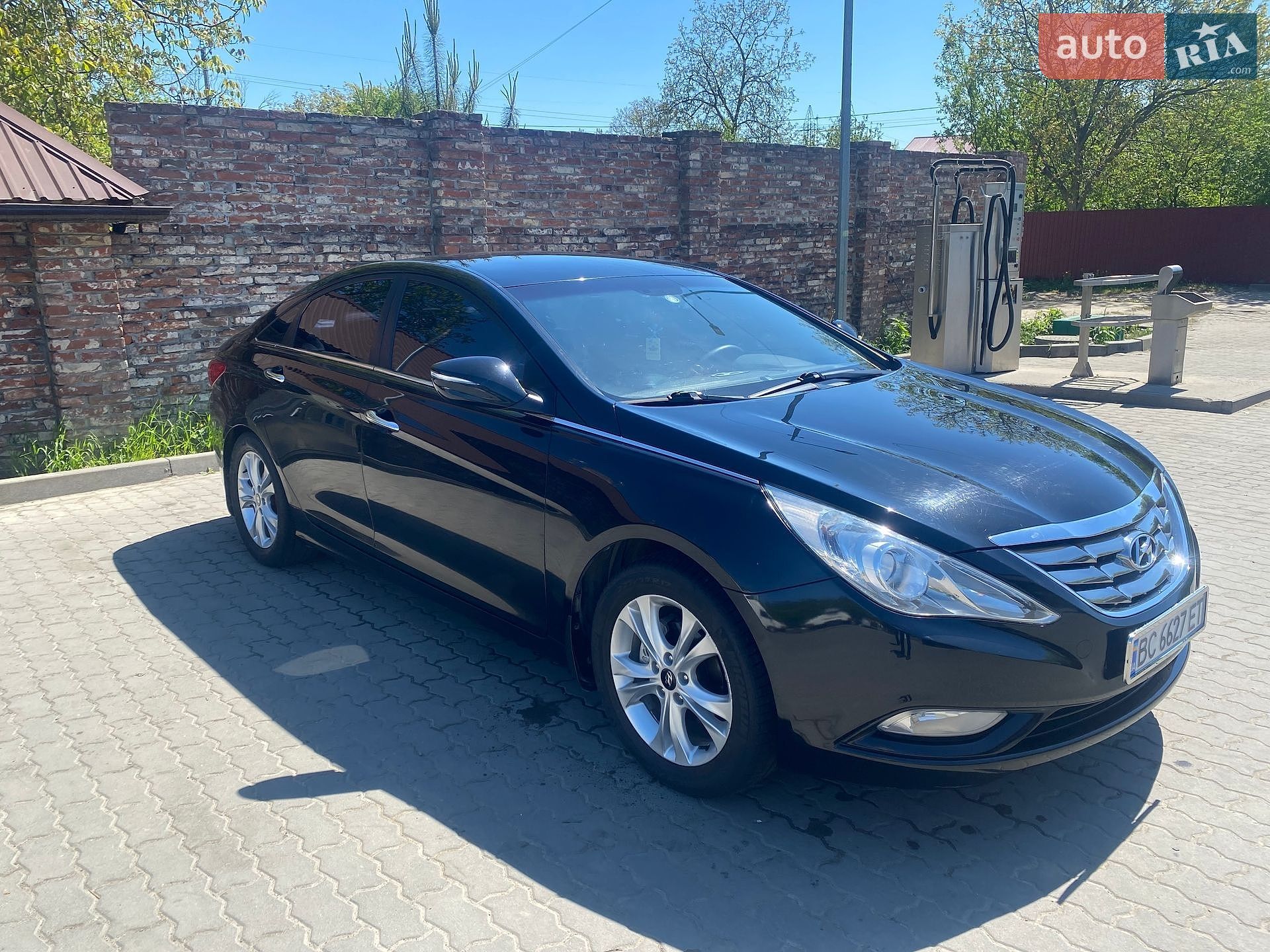 Hyundai Sonata 2010 VIN KMHEC41CBBA199660 фото оголошення 3 з 22