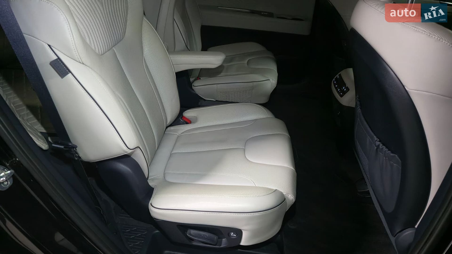 Hyundai Palisade 2022 VIN KMHR581ABPU563788 фото оголошення 10 з 32