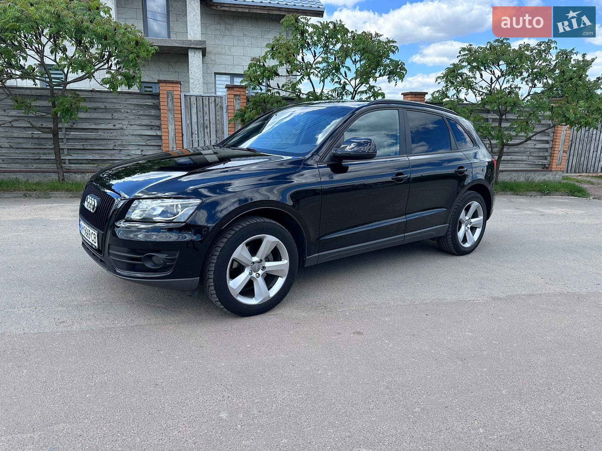Audi Q5 2012 VIN WAUZZZ8R7CA116778 фото оголошення 7 з 18