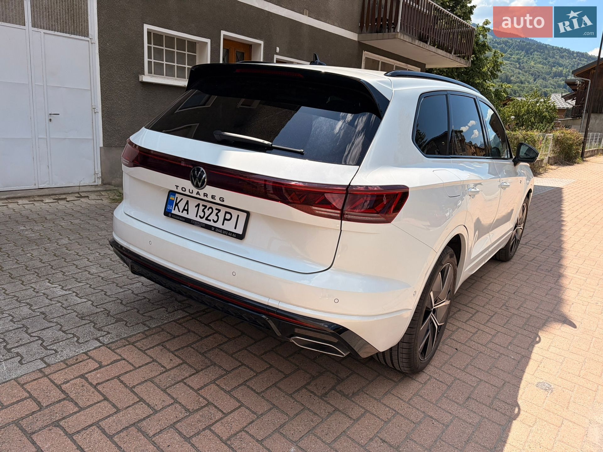 Volkswagen Touareg 2025 VIN WVGZZZCRXSD017696 фото оголошення 3 з 11