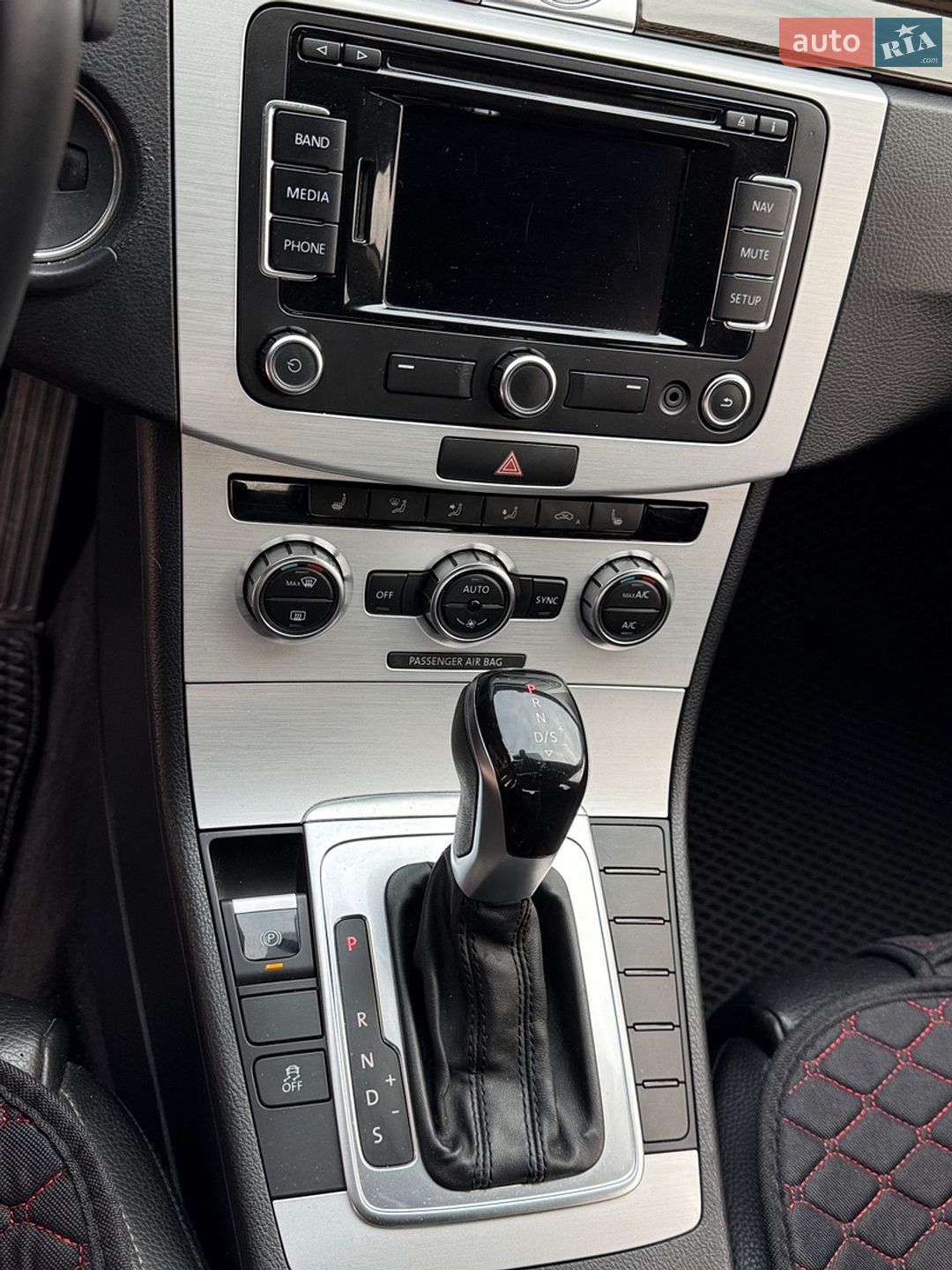 Volkswagen CC / Passat CC 2014 VIN WVWBP7AN2FE814931 фото оголошення 18 з 33