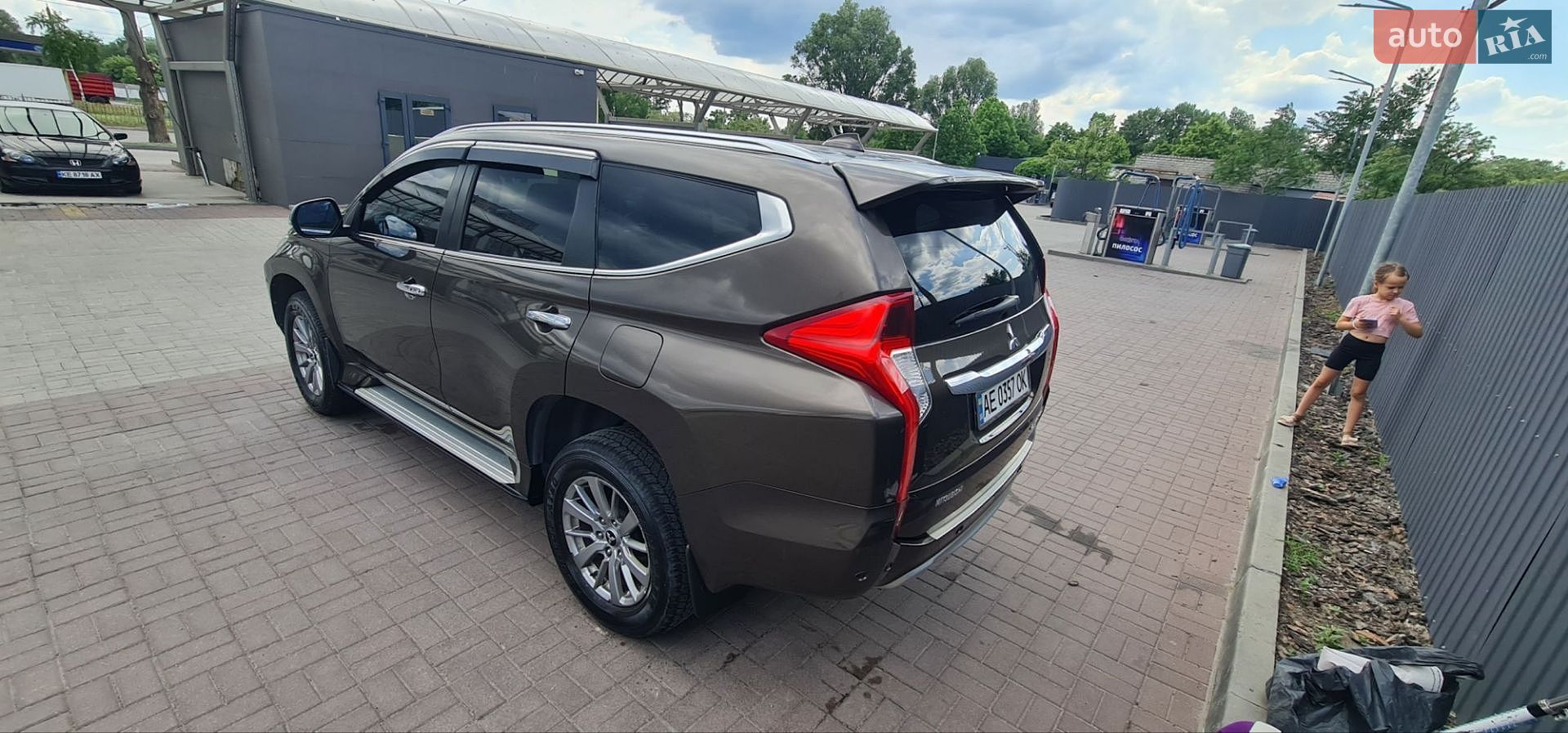 Mitsubishi Pajero Sport 2019 VIN MMCGUKS10KHZ00872 фото оголошення 7 з 26