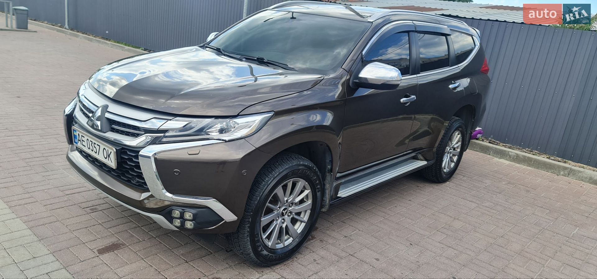 Mitsubishi Pajero Sport 2019 VIN MMCGUKS10KHZ00872 фото оголошення 9 з 26