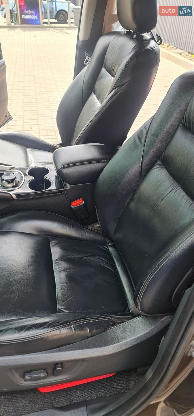 Mitsubishi Pajero Sport 2019 VIN MMCGUKS10KHZ00872 фото оголошення 19 з 26
