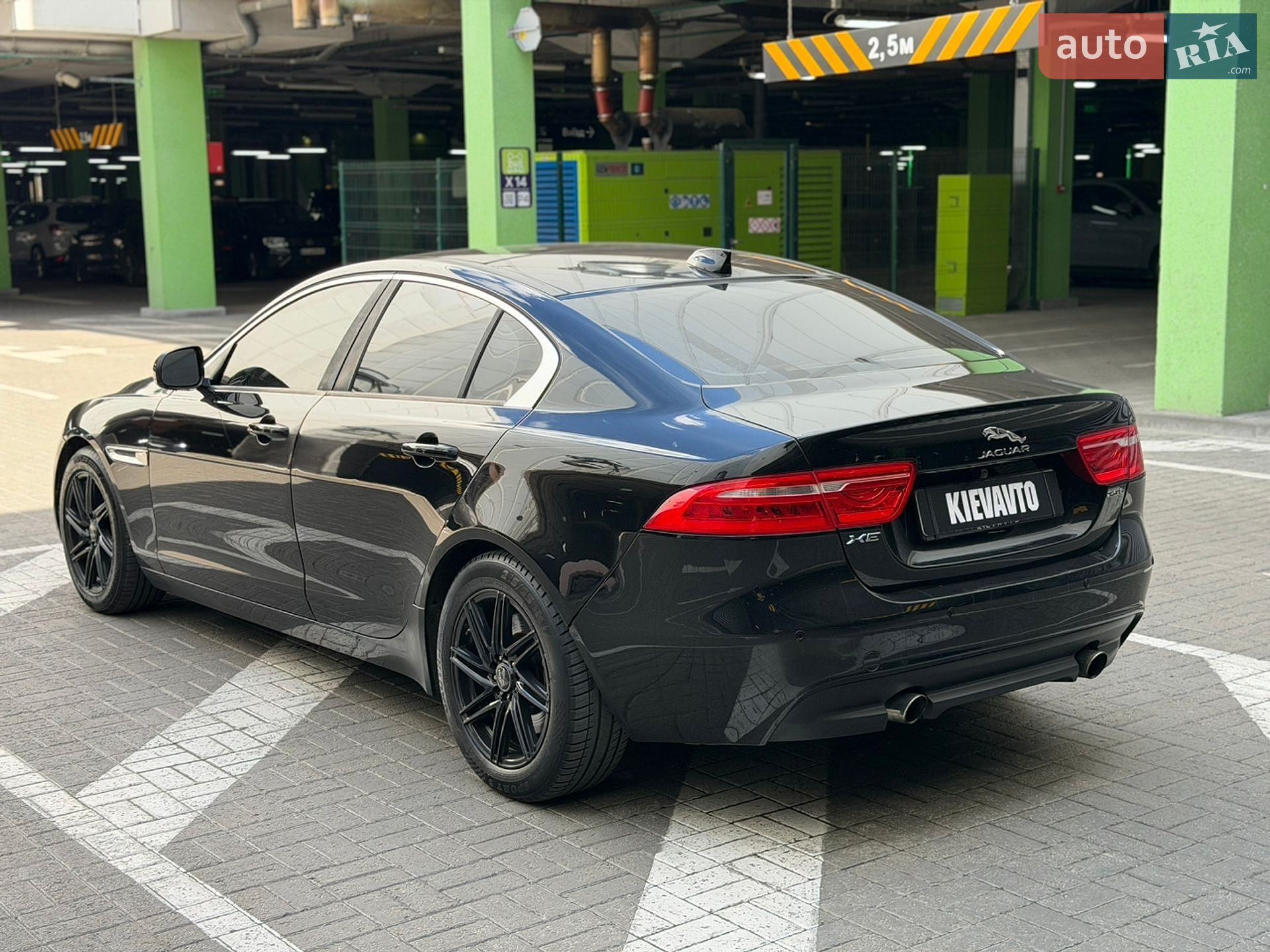 Jaguar XE 2016 VIN SAJAR4BG2HA959354 фото оголошення 4 з 17