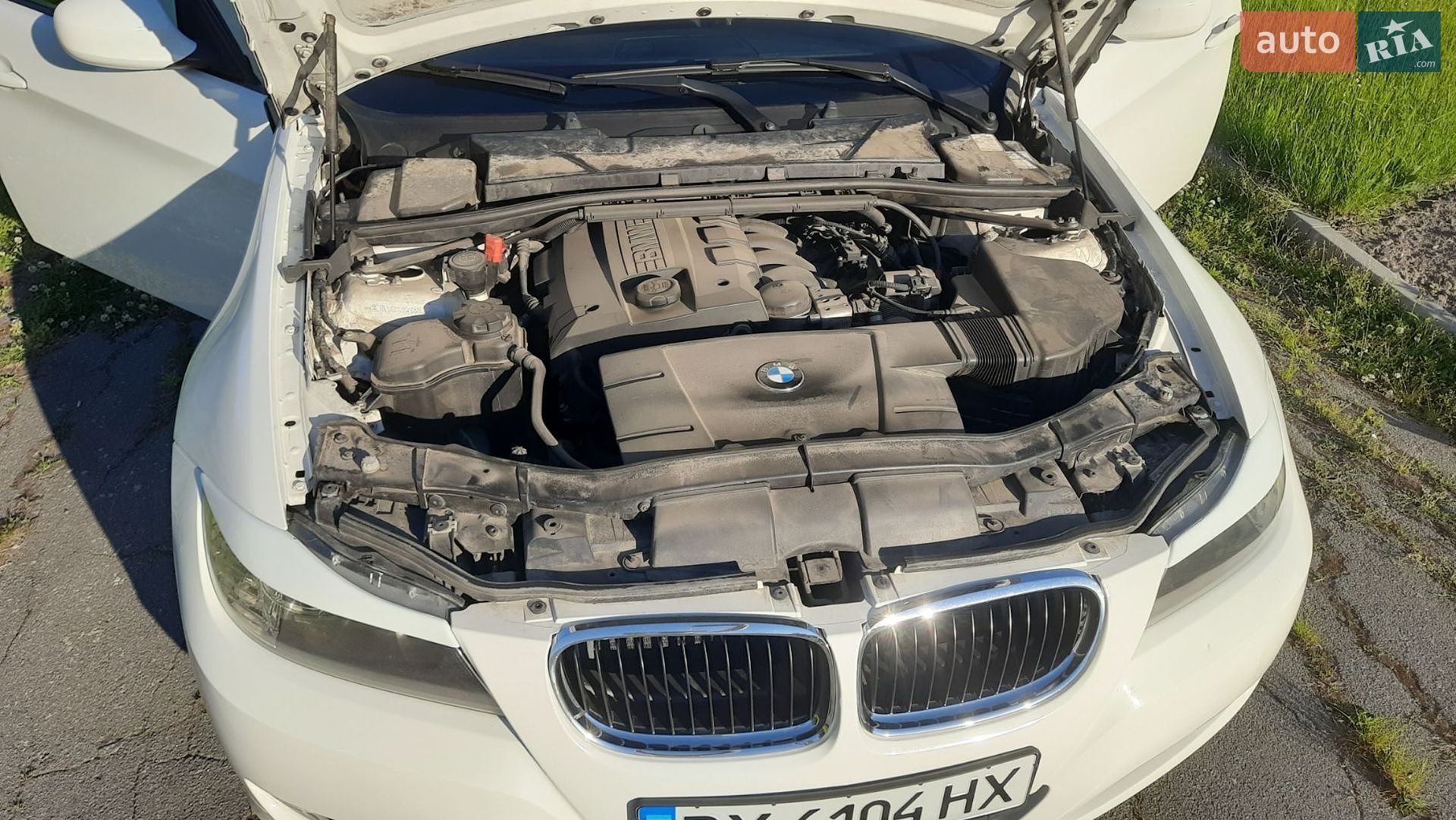 BMW 3 Series 2009 VIN WBAUS31090A532429 фото оголошення 2 з 16