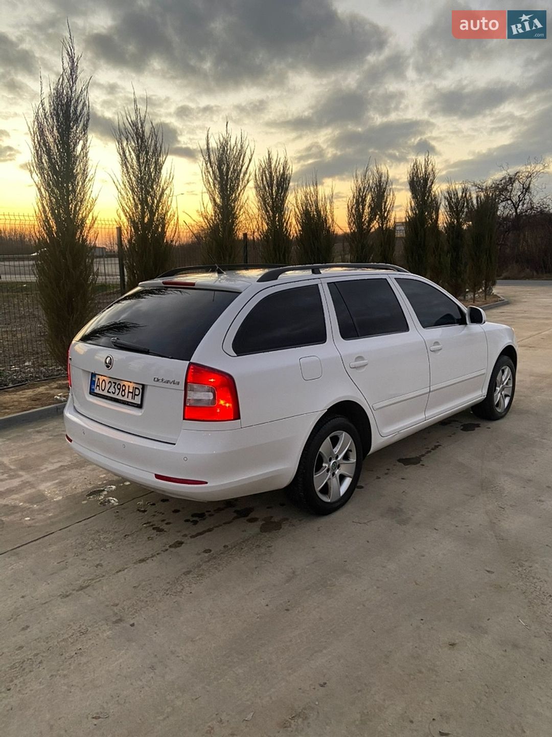 Skoda Octavia 2012 VIN TMBGE61Z0D2053629 фото оголошення 2 з 5
