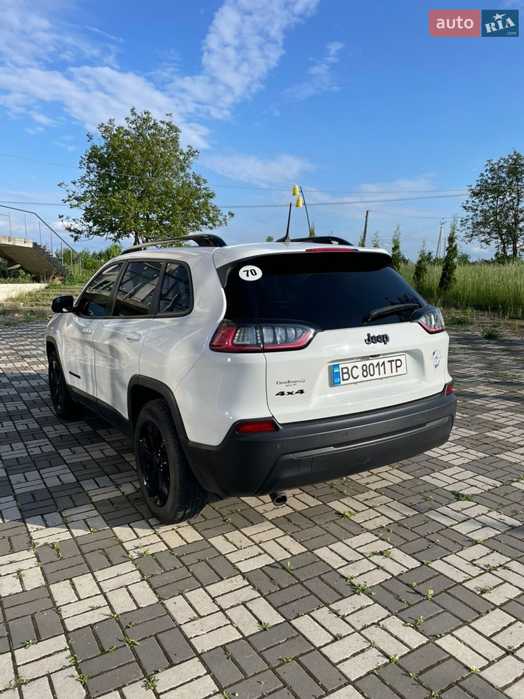 Jeep Cherokee 2020 VIN 1C4PJMLB1MD122073 фото оголошення 10 з 29