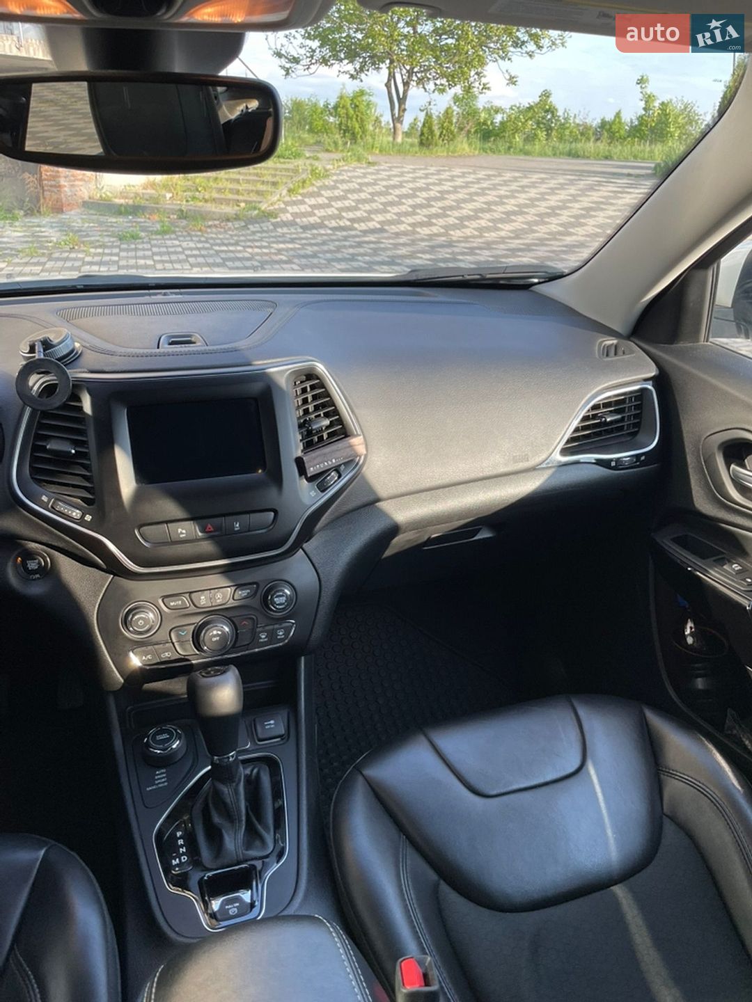 Jeep Cherokee 2020 VIN 1C4PJMLB1MD122073 фото оголошення 25 з 29