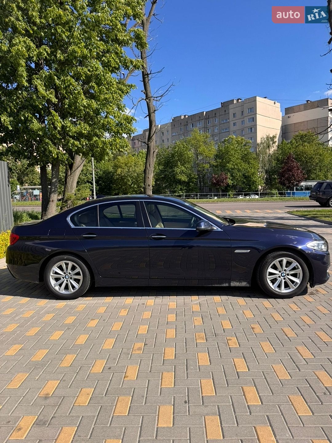 BMW 5 Series 2014 VIN WBA5A5C53ED506958 фото оголошення 4 з 16