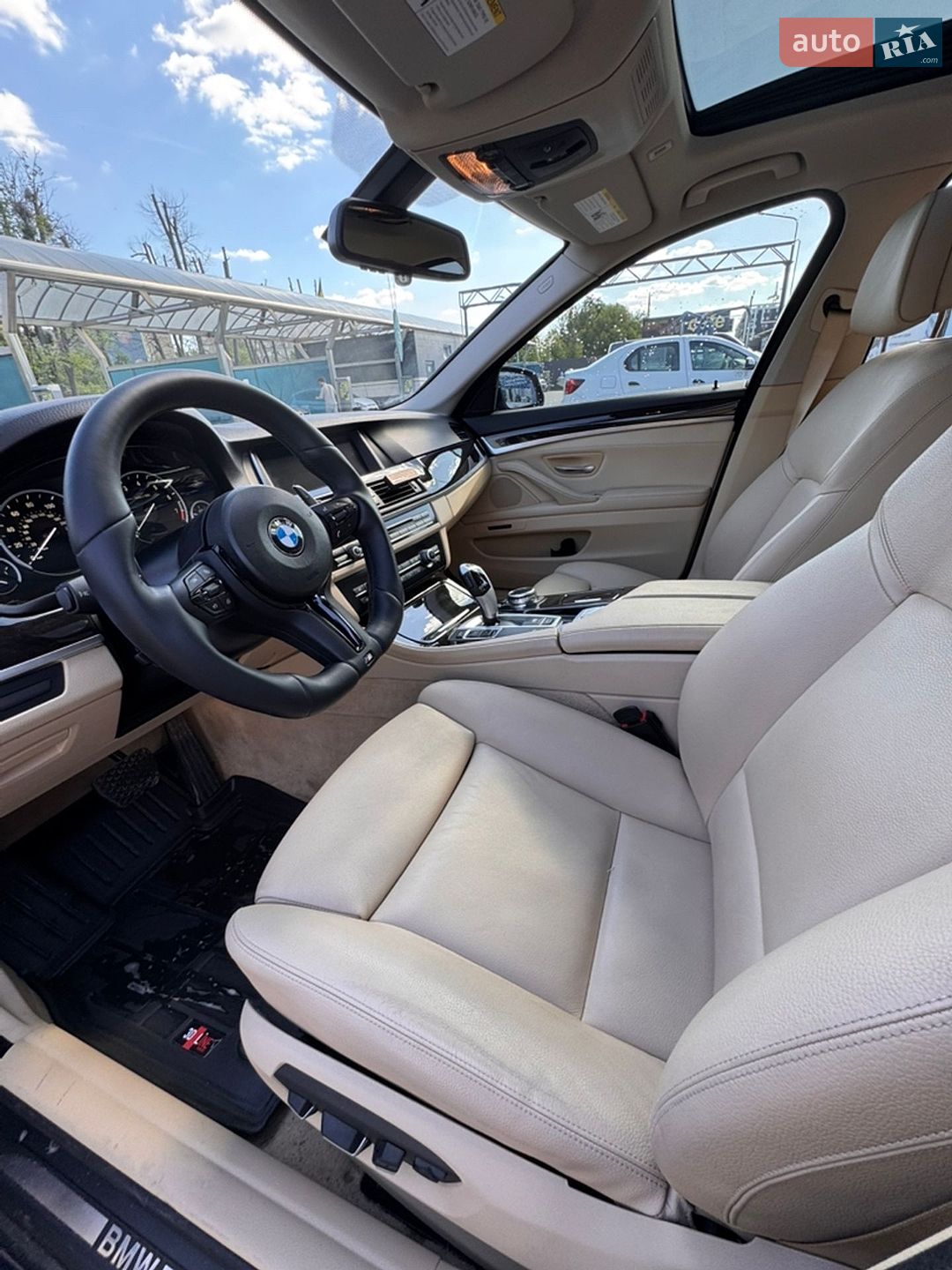 BMW 5 Series 2014 VIN WBA5A5C53ED506958 фото оголошення 10 з 16