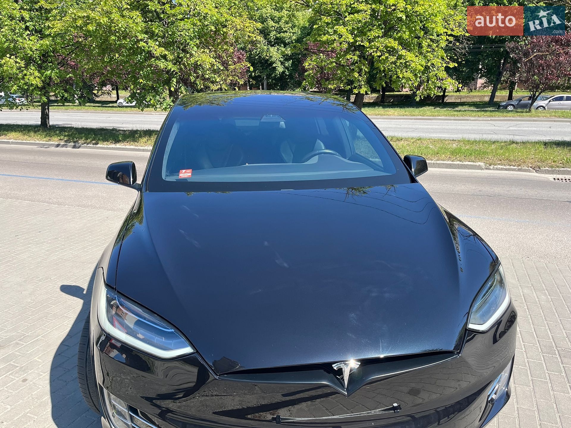 Tesla Model X 2017 VIN 5YJXCBE22HF055641 фото оголошення 9 з 28