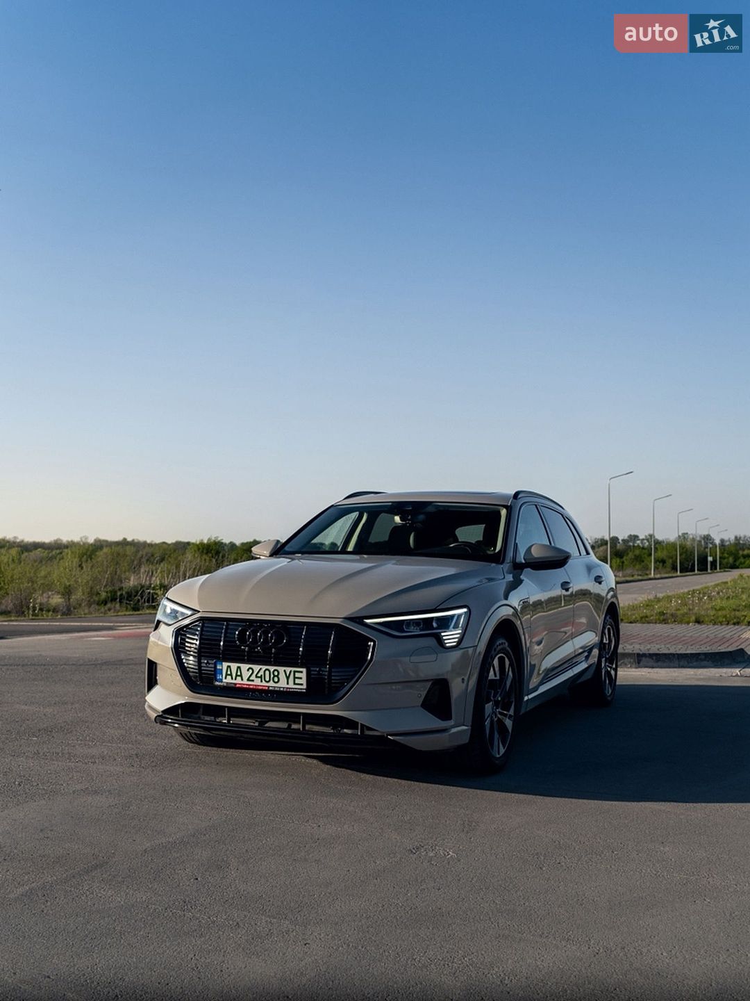 Audi e-tron 2021 VIN WA1AAAGEXMB037098 фото оголошення 6 з 17