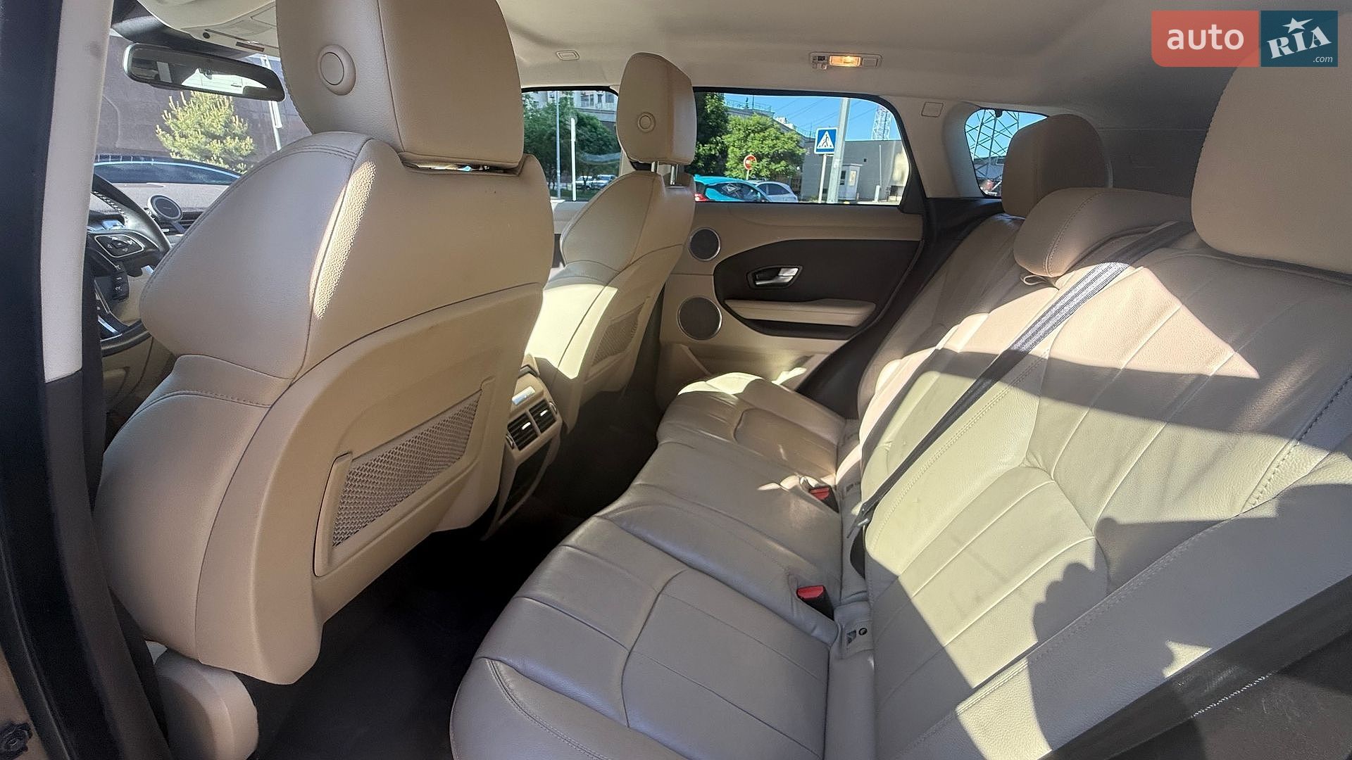 Land Rover Range Rover Evoque 2015 VIN SALVP2BG9GH086968 фото оголошення 11 з 17