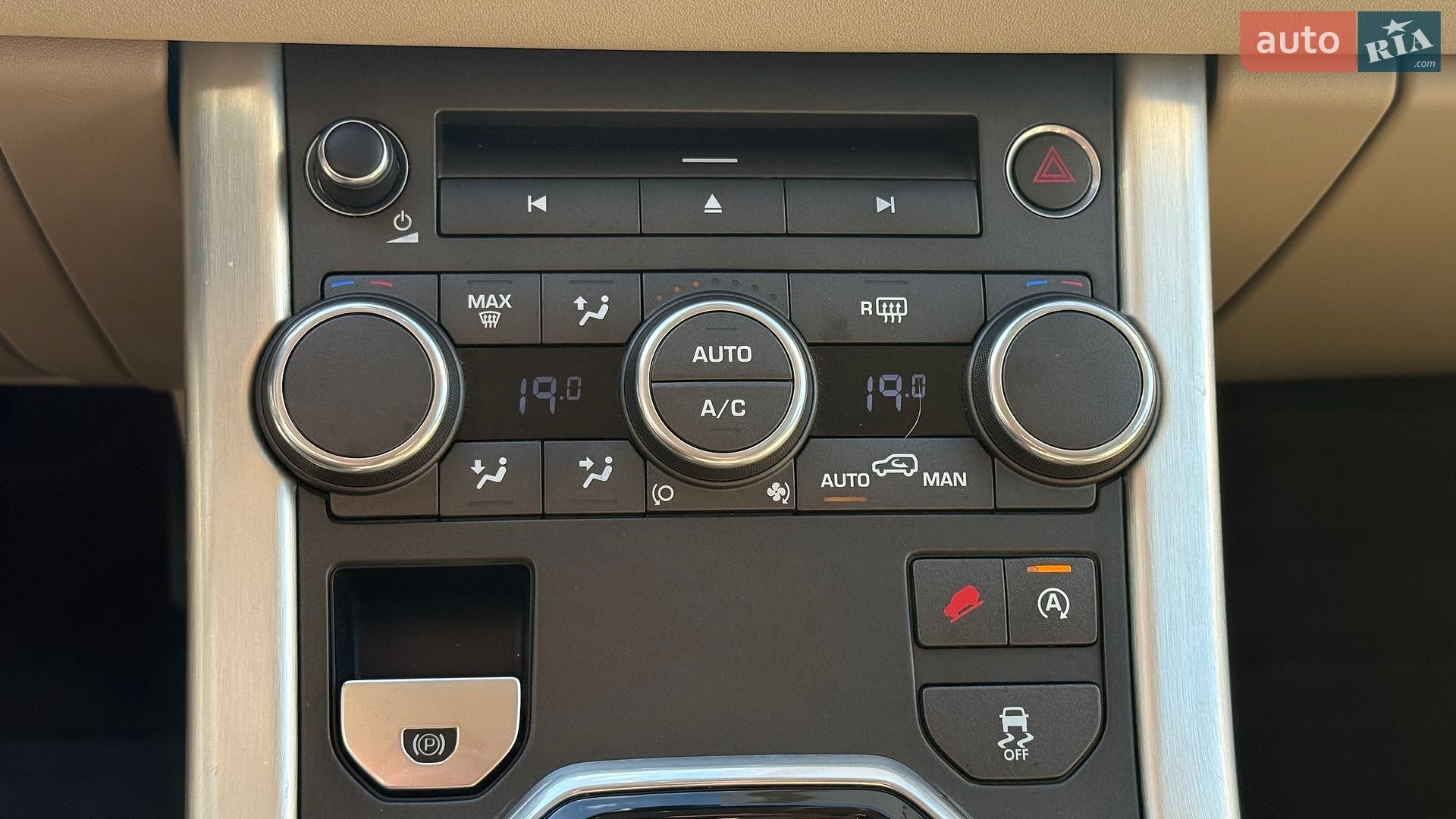 Land Rover Range Rover Evoque 2015 VIN SALVP2BG9GH086968 фото оголошення 16 з 17
