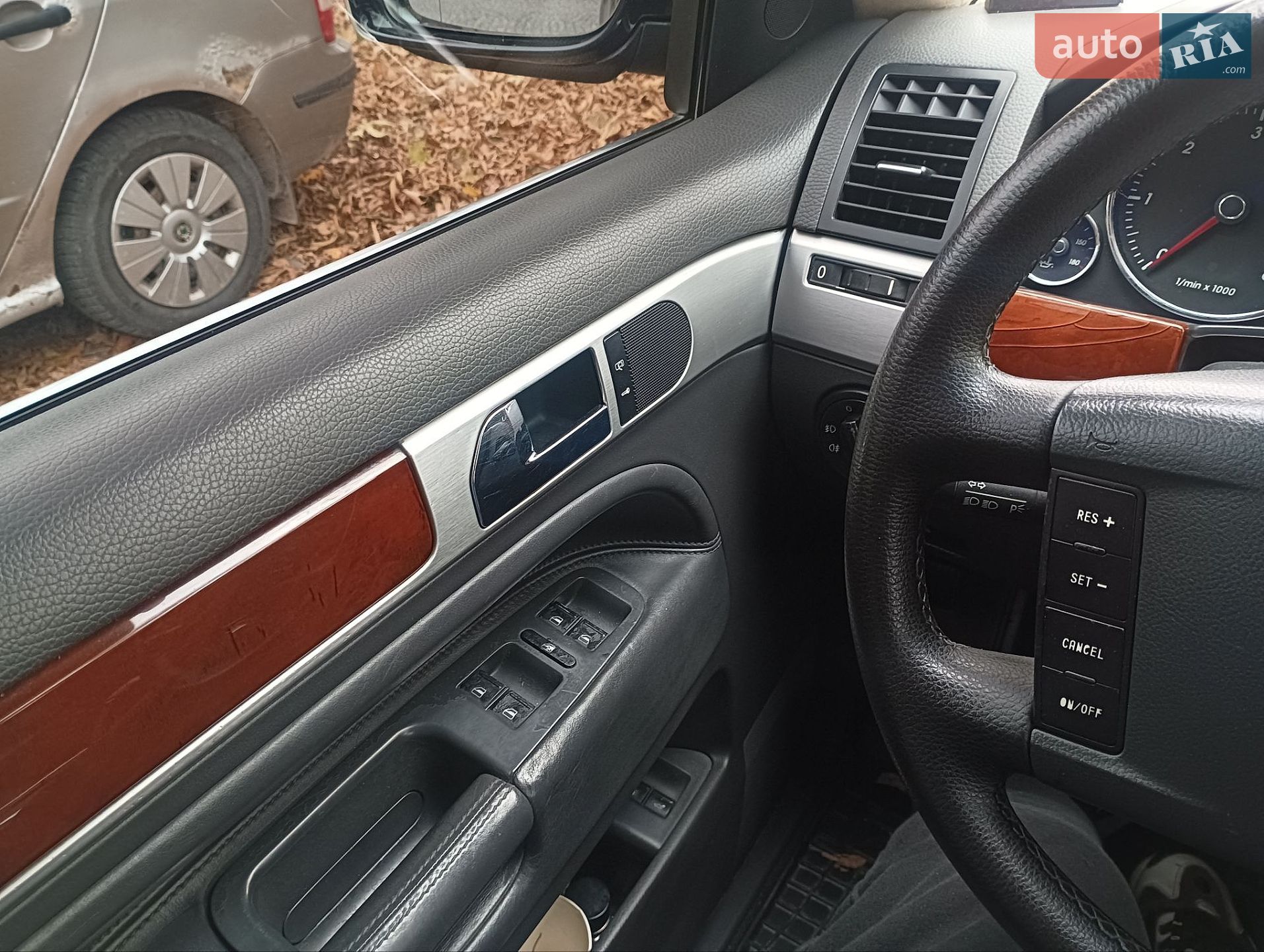 Volkswagen Touareg 2005 VIN WVGZZZ7LZ5D080782 фото оголошення 3 з 21