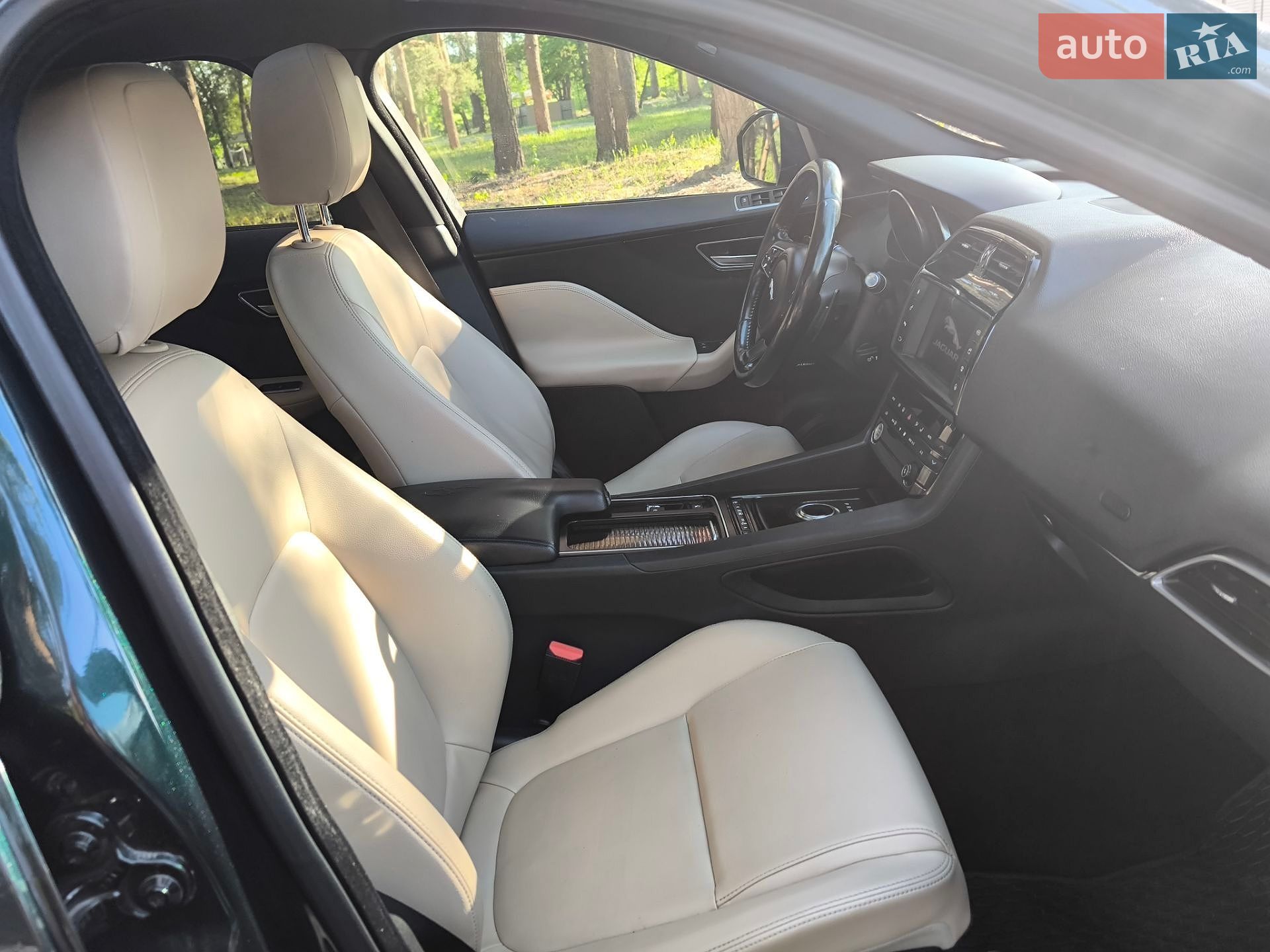Jaguar F-Pace 2017 VIN SADCJ2FX4JA270956 фото оголошення 11 з 35