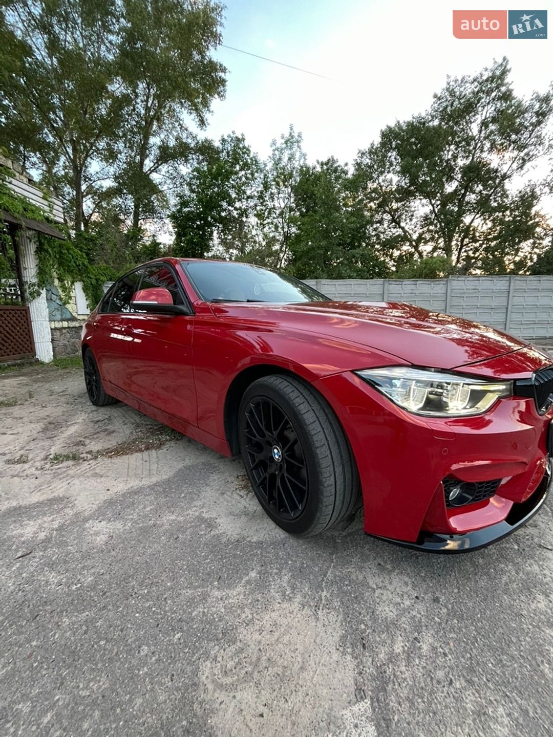 BMW 3 Series 2017 VIN WBA8B9C33HK886237 фото оголошення 6 з 10