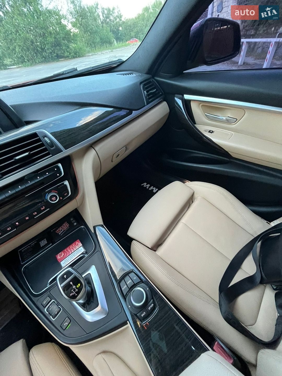 BMW 3 Series 2017 VIN WBA8B9C33HK886237 фото оголошення 9 з 10