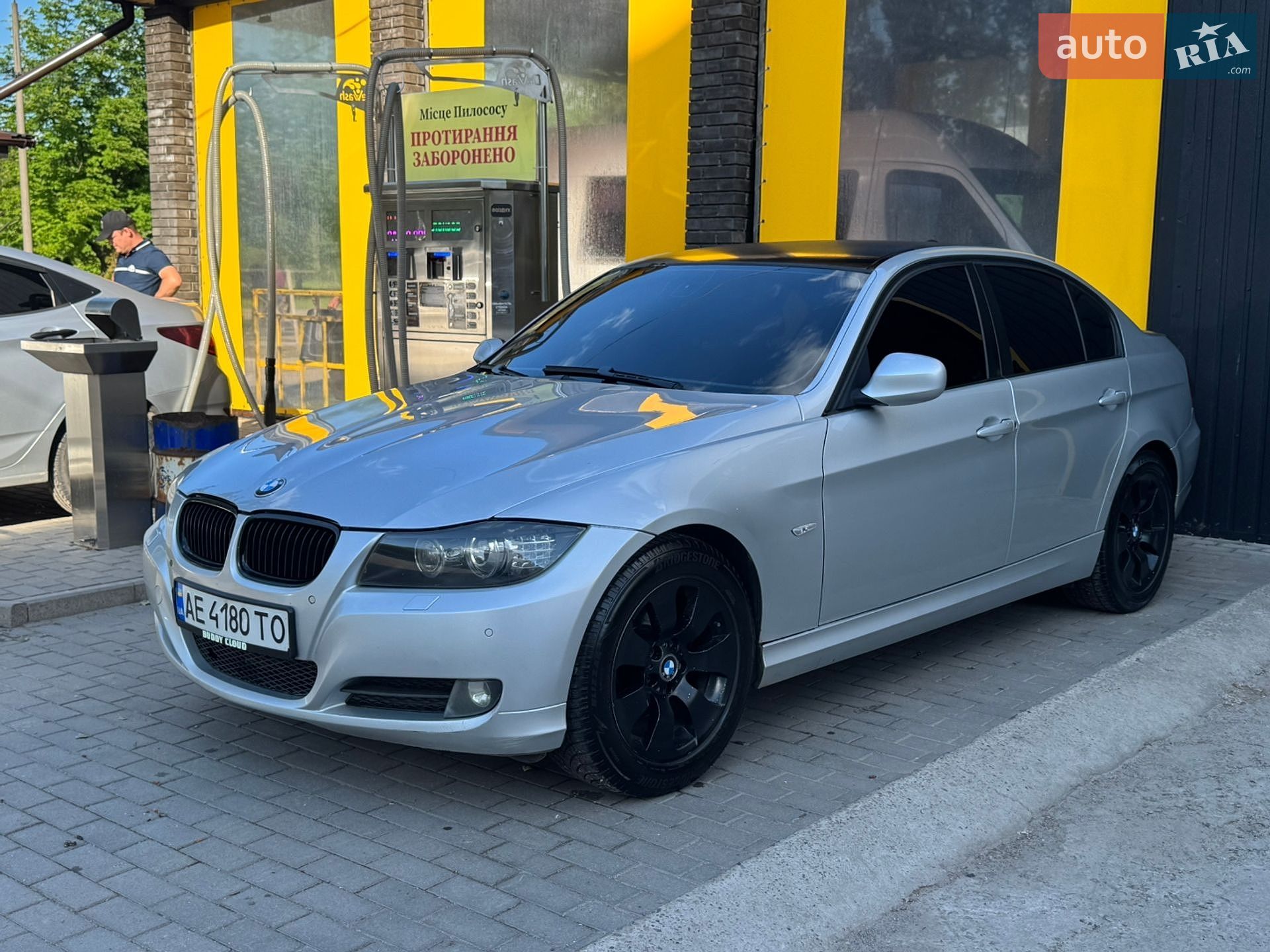 BMW 3 Series 2009 VIN WBAPN31080E135355 фото оголошення 9 з 19