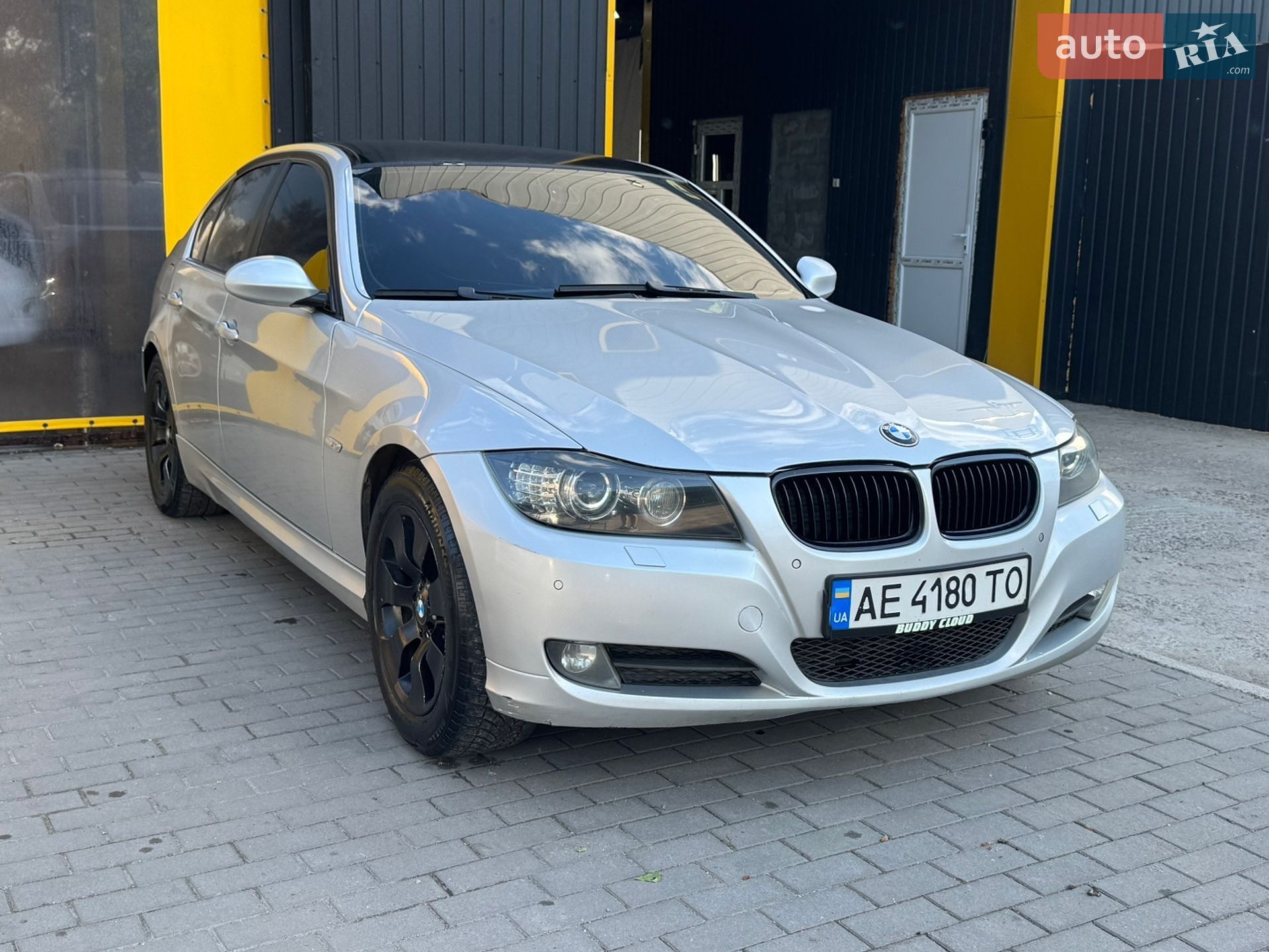 BMW 3 Series 2009 VIN WBAPN31080E135355 фото оголошення 11 з 19