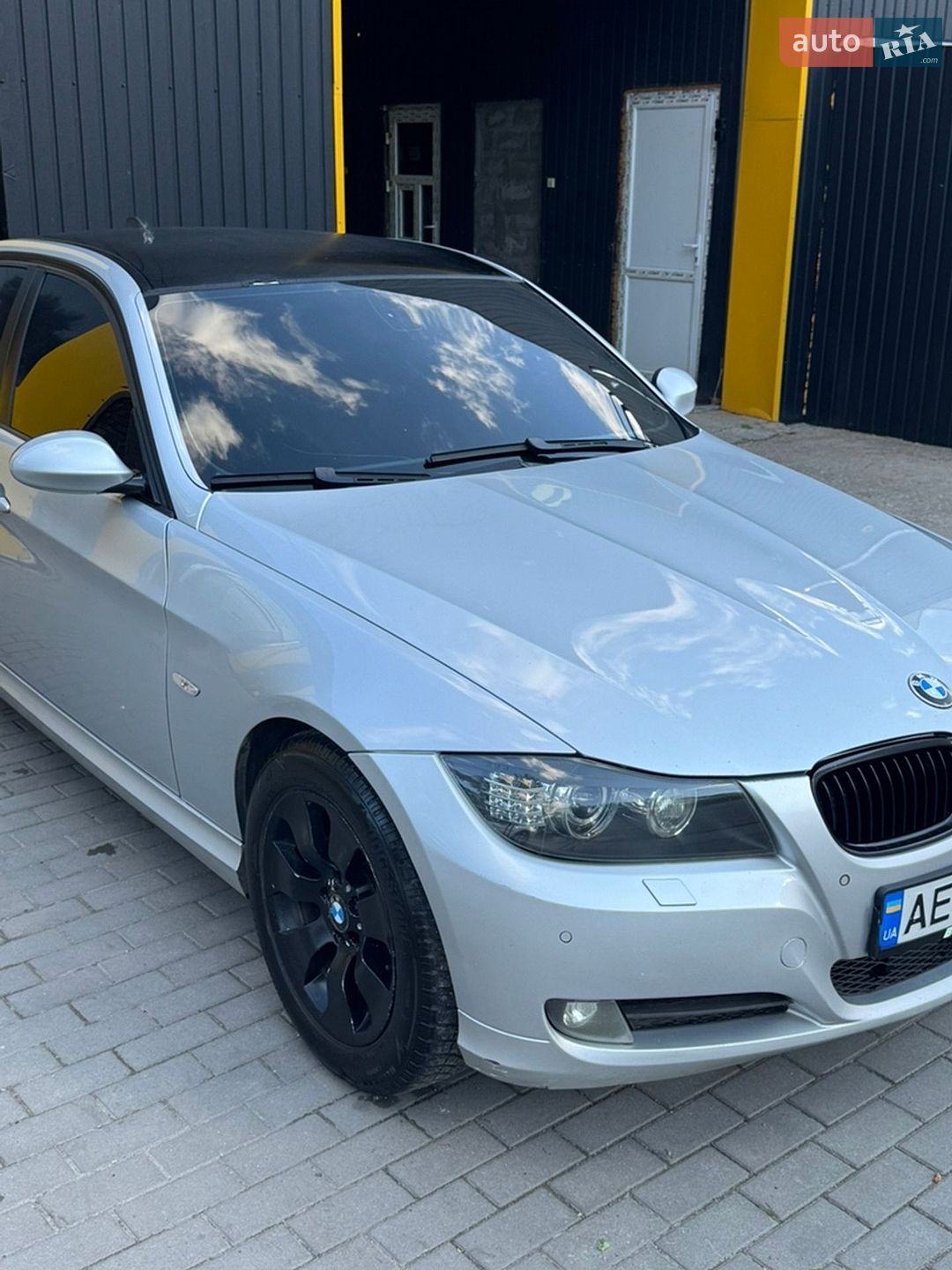 BMW 3 Series 2009 VIN WBAPN31080E135355 фото оголошення 15 з 19